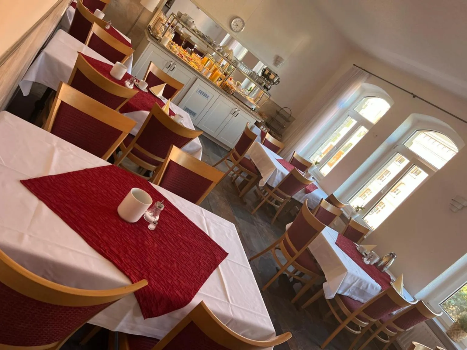 Restaurant/places to eat in Hotel Garni " Am Domplatz"