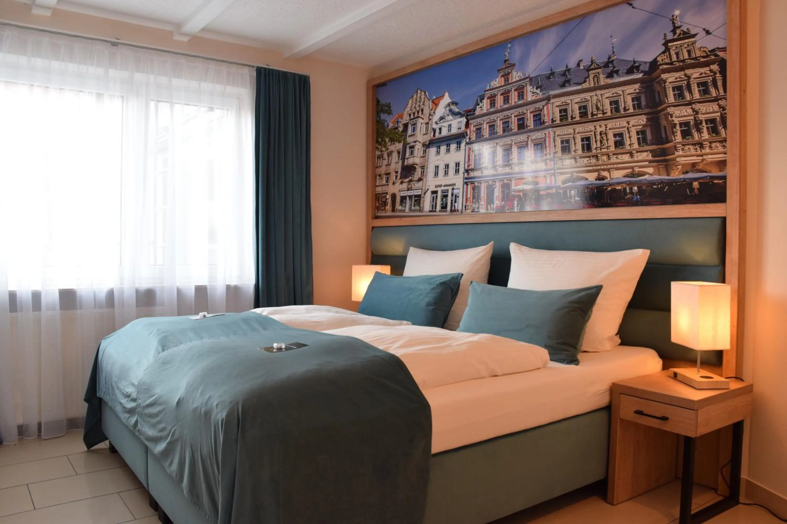 Bedroom, Bed in Hotel Garni " Am Domplatz"