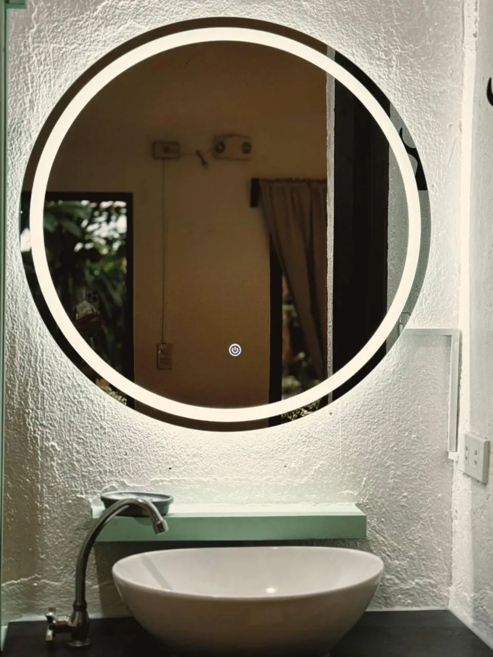 Bathroom in Lazy Dog Bed & Breakfast