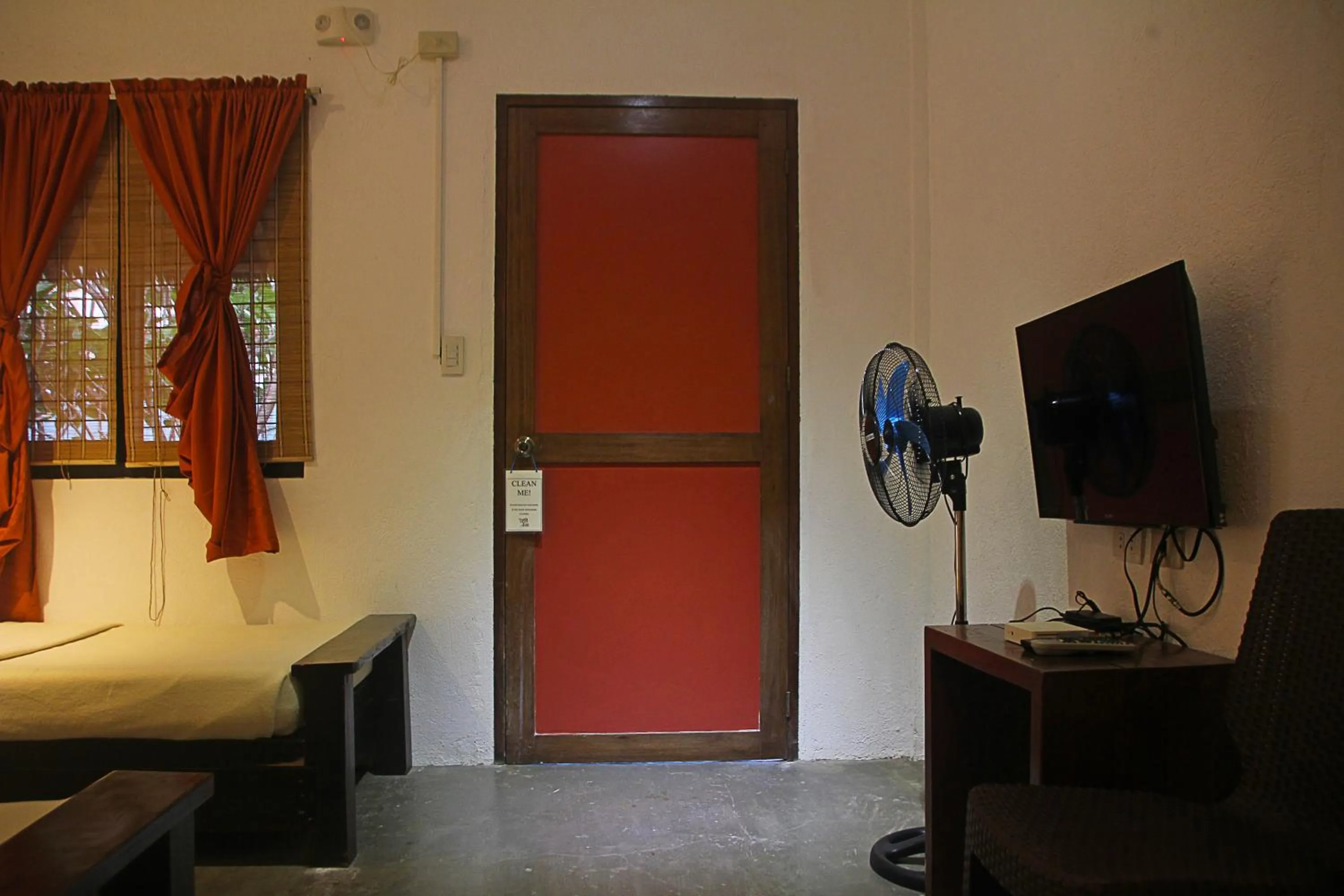 Bed in Lazy Dog Bed & Breakfast