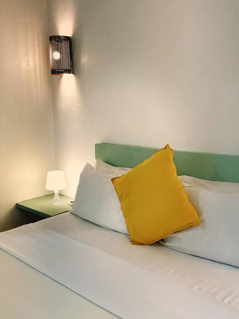 Bed in Lazy Dog Bed & Breakfast