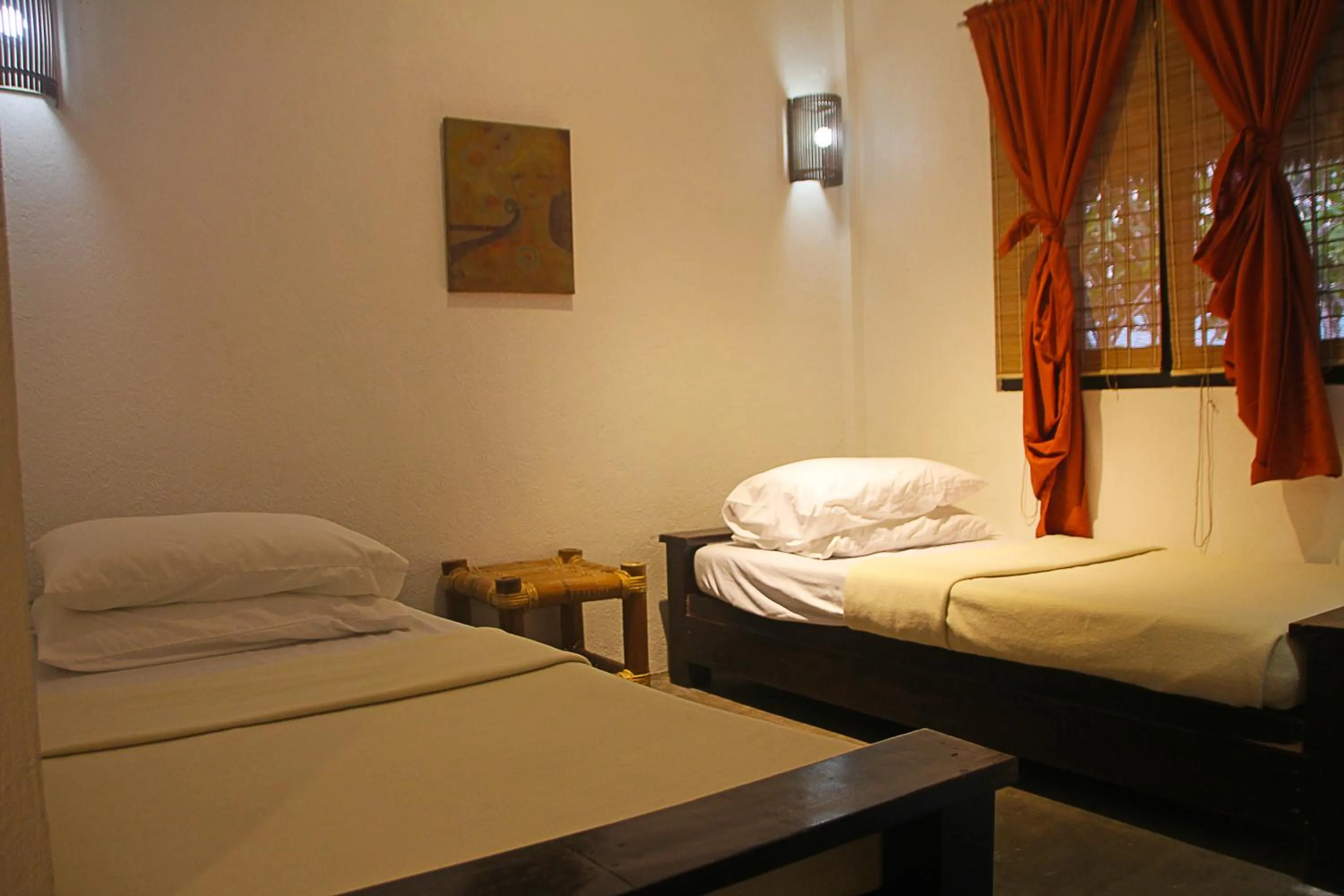 Bed in Lazy Dog Bed & Breakfast