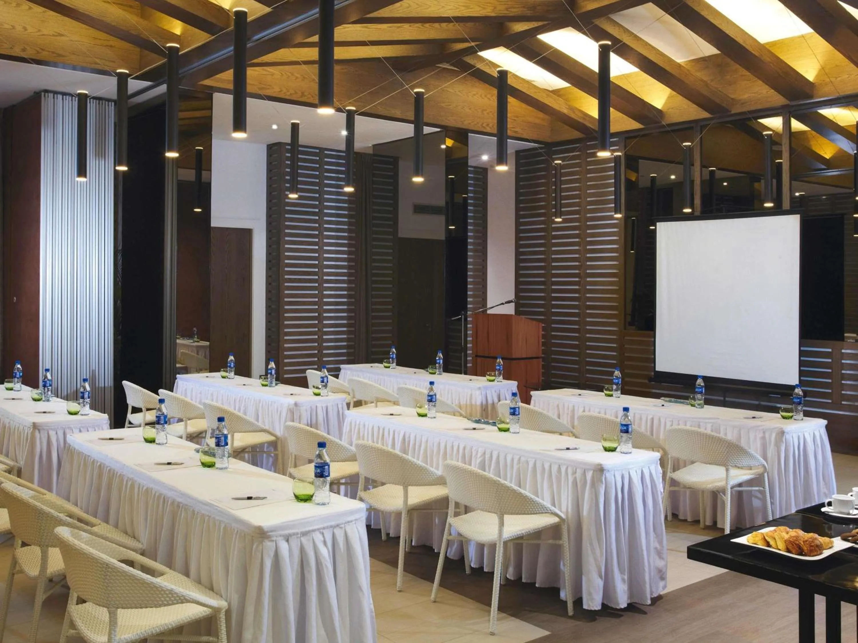 Meeting/conference room in Mövenpick Hotel Mactan Island Cebu
