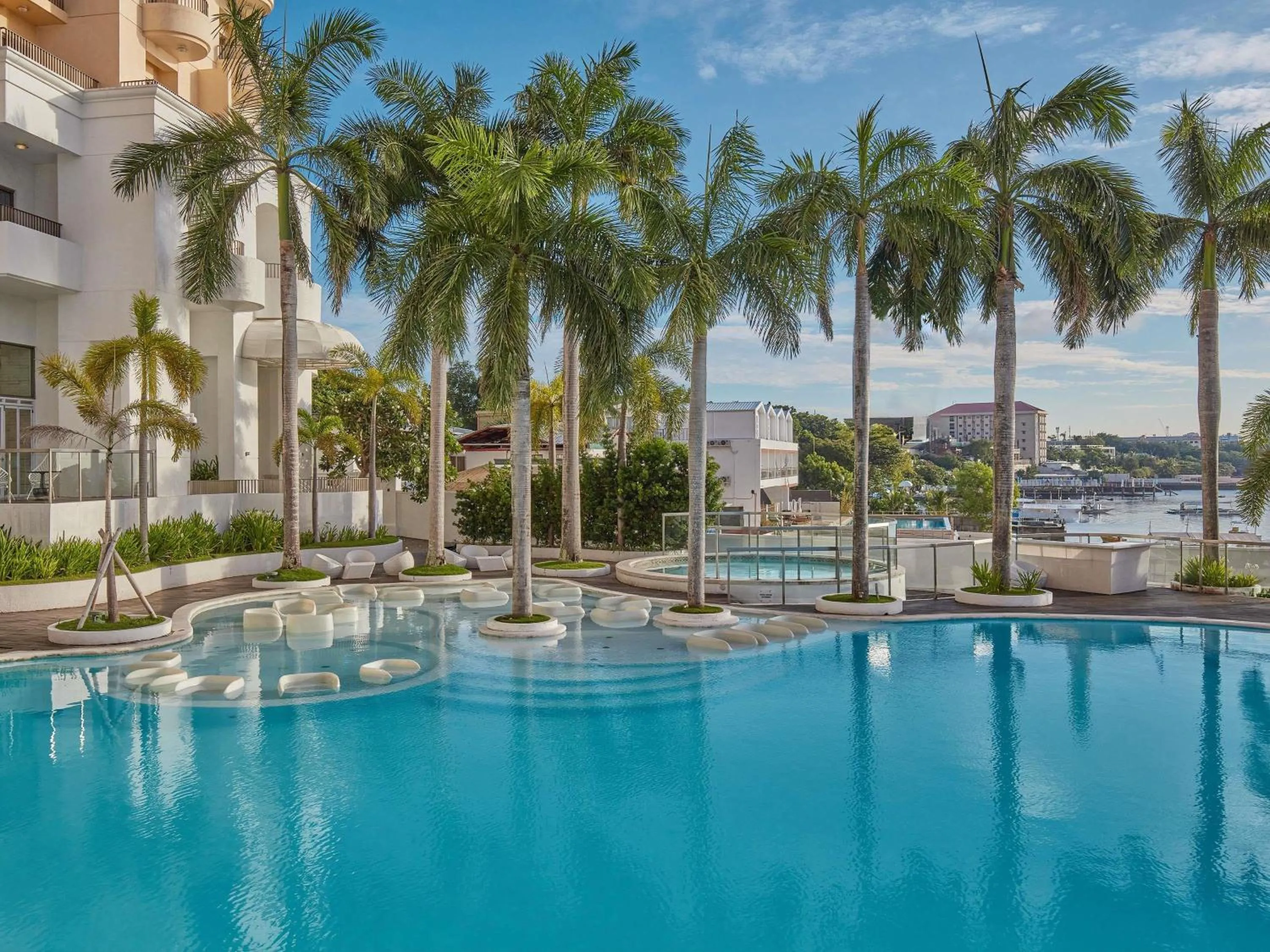 Pool view in Mövenpick Hotel Mactan Island Cebu