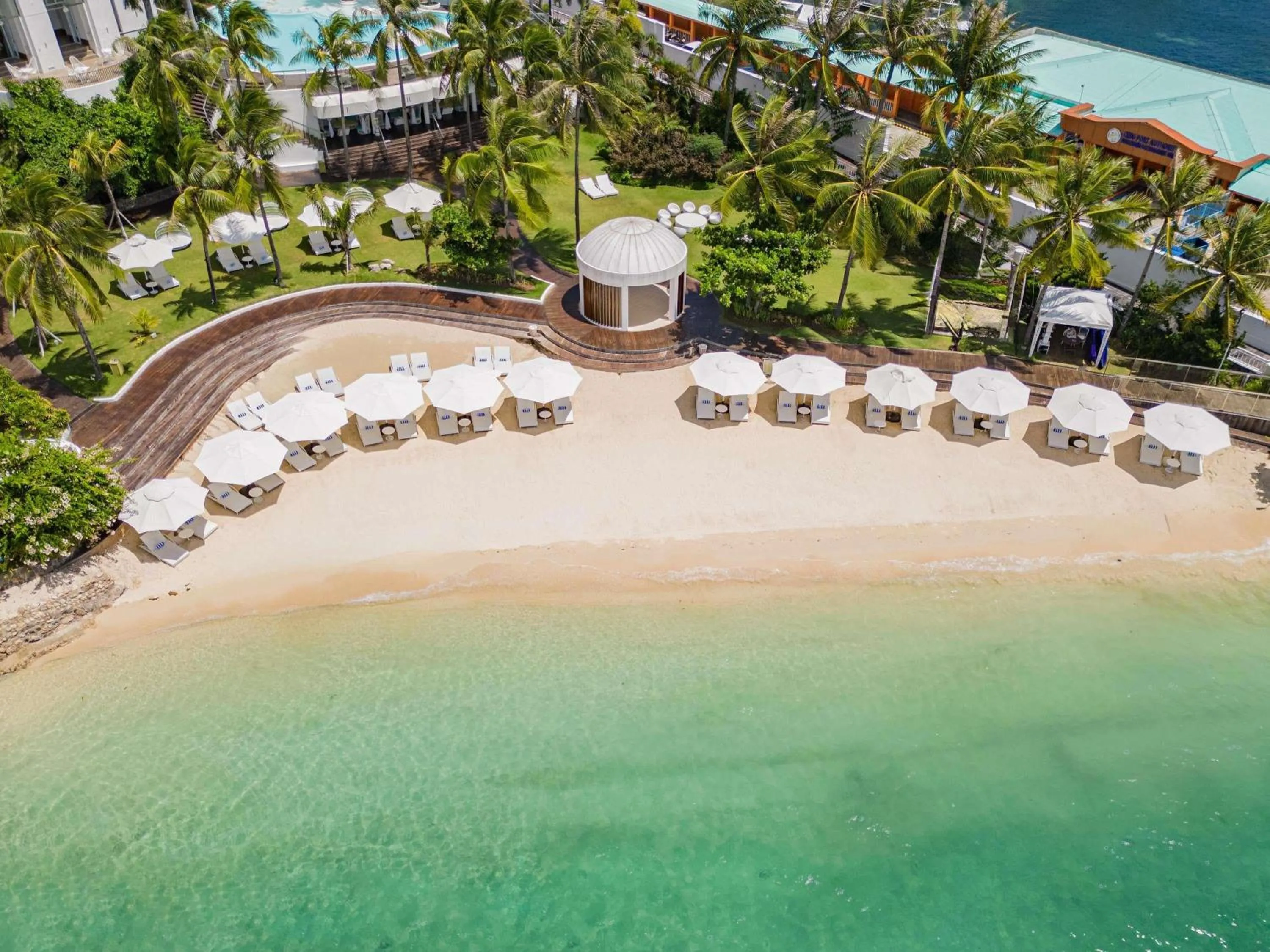 Property building in Mövenpick Hotel Mactan Island Cebu