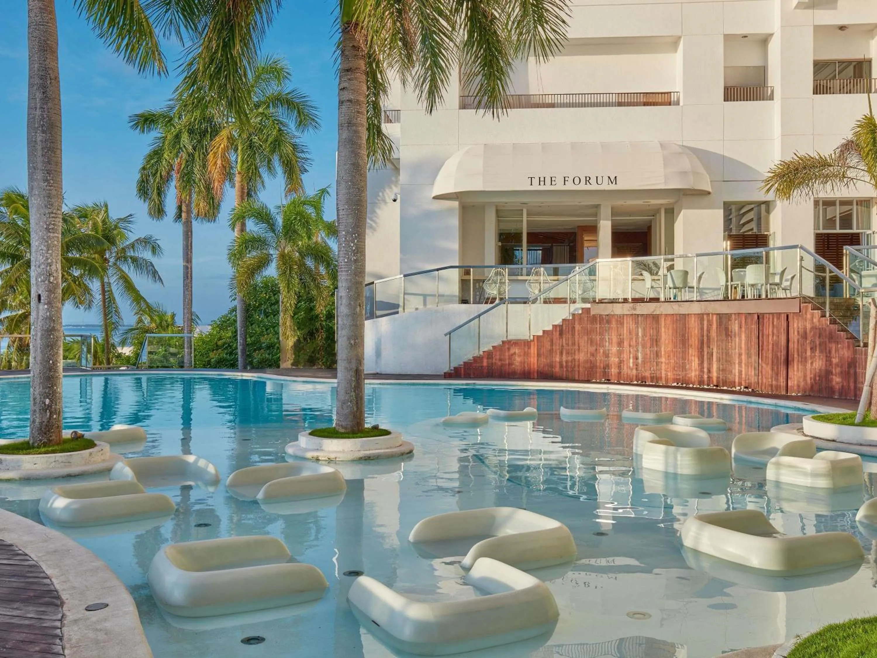 Pool view in Mövenpick Hotel Mactan Island Cebu