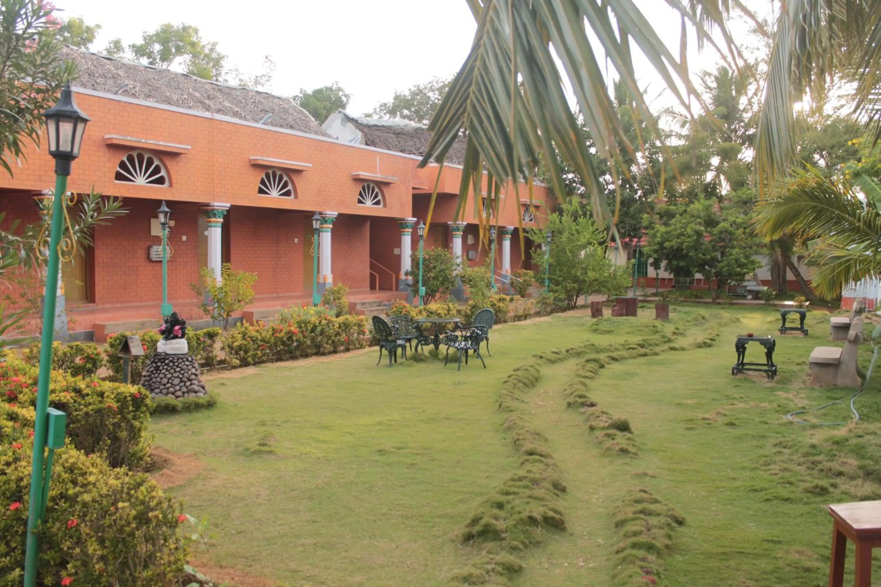 Garden in Chettinadu Court- HERITAGE VIEW
