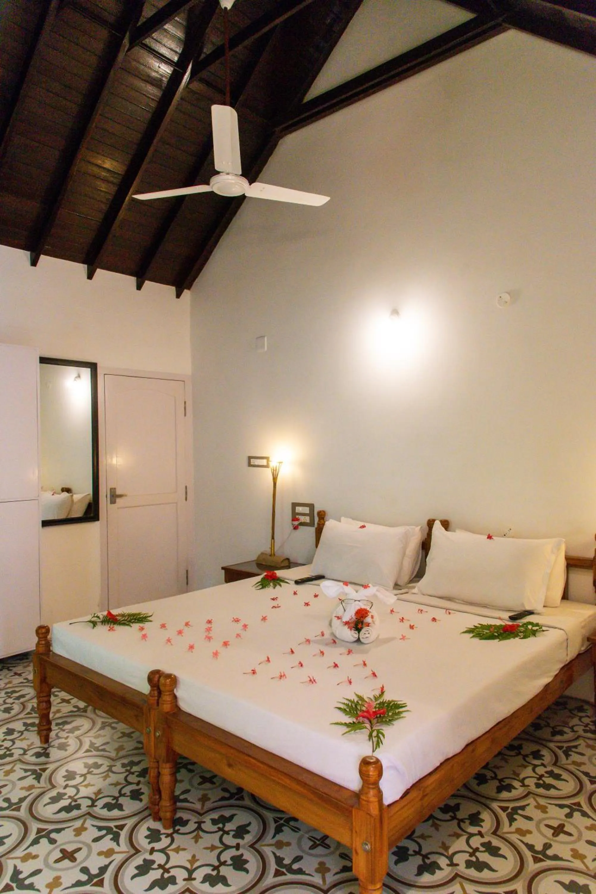 Bed in Chettinadu Court- HERITAGE VIEW