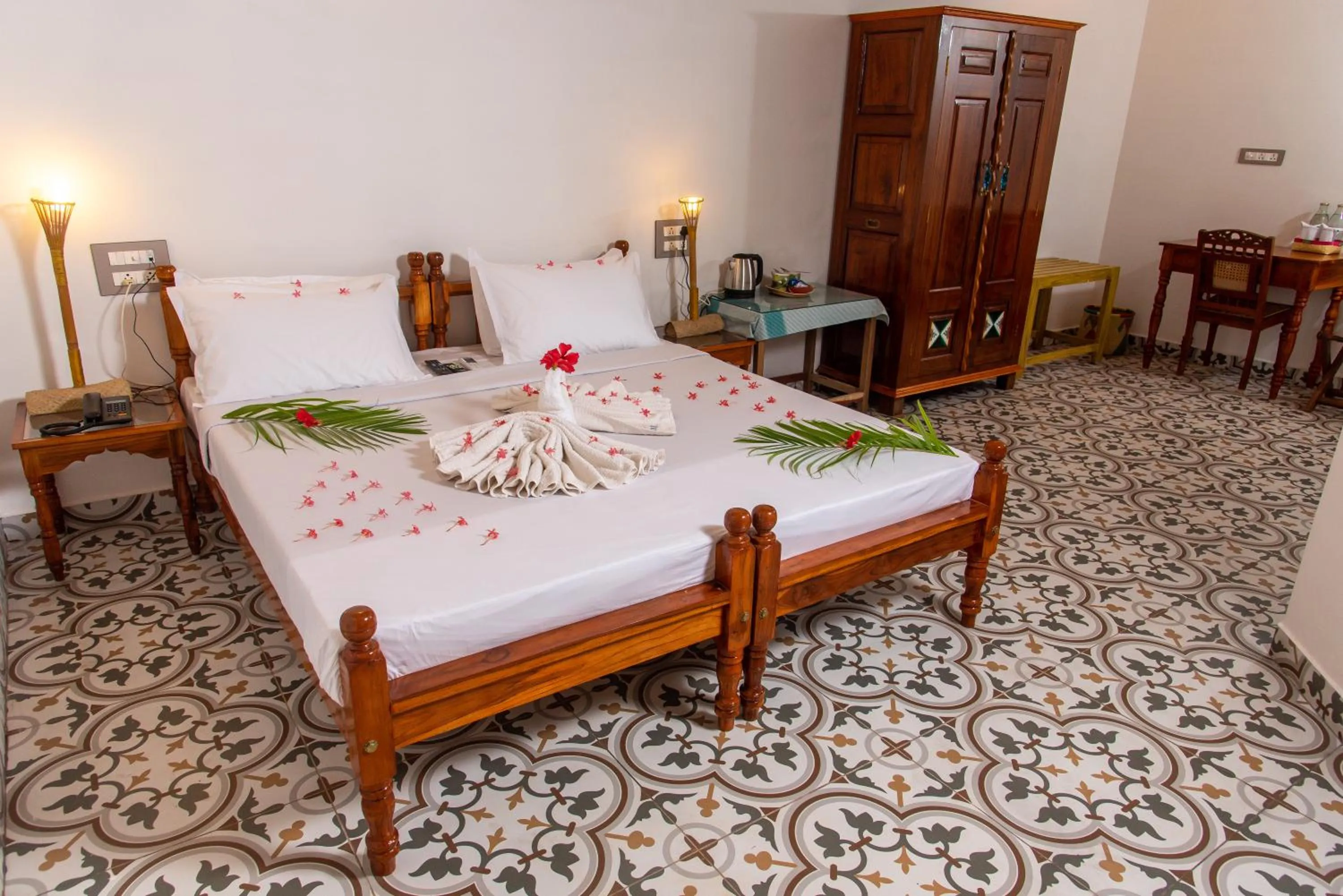 Bed in Chettinadu Court- HERITAGE VIEW