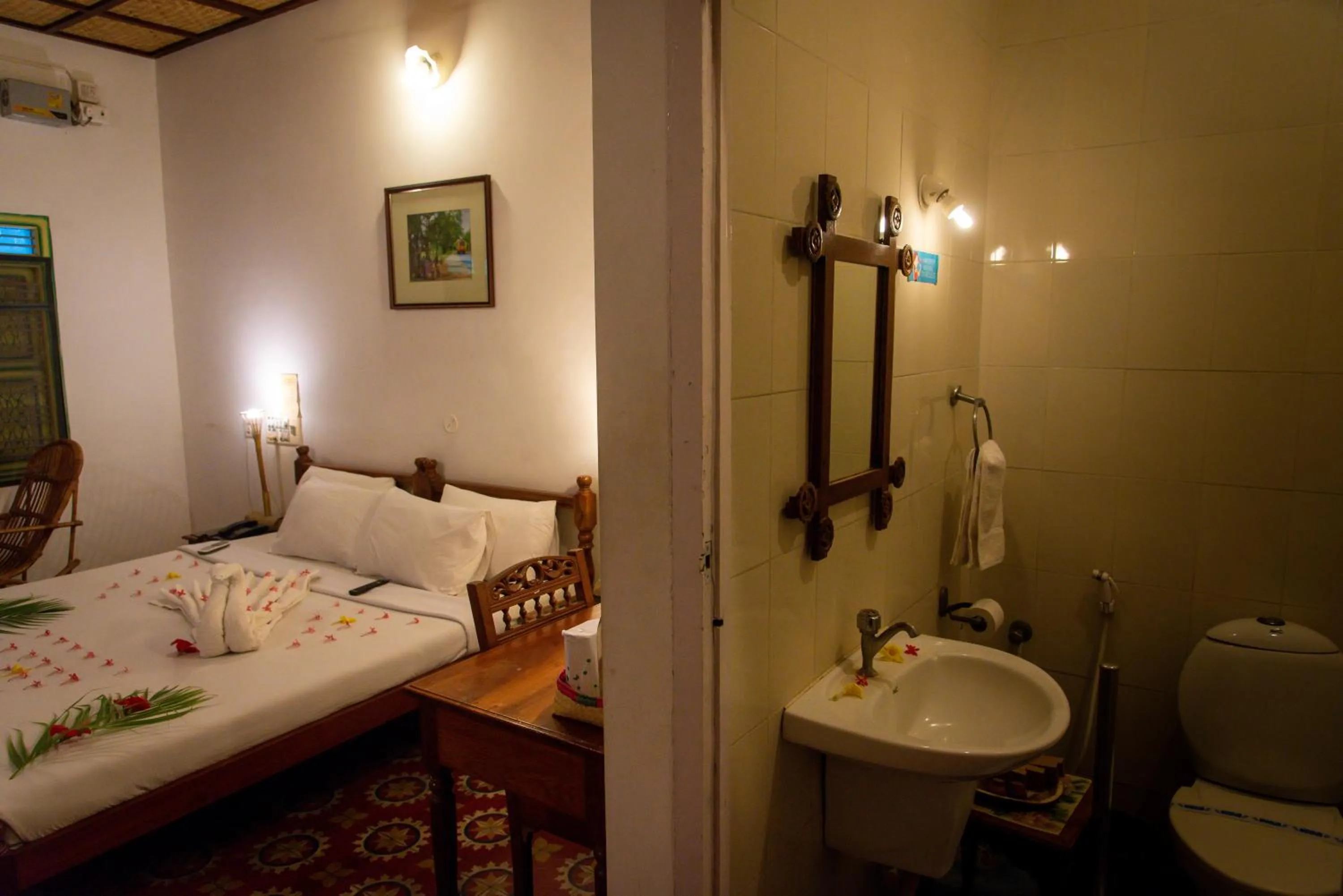 Bed in Chettinadu Court- HERITAGE VIEW