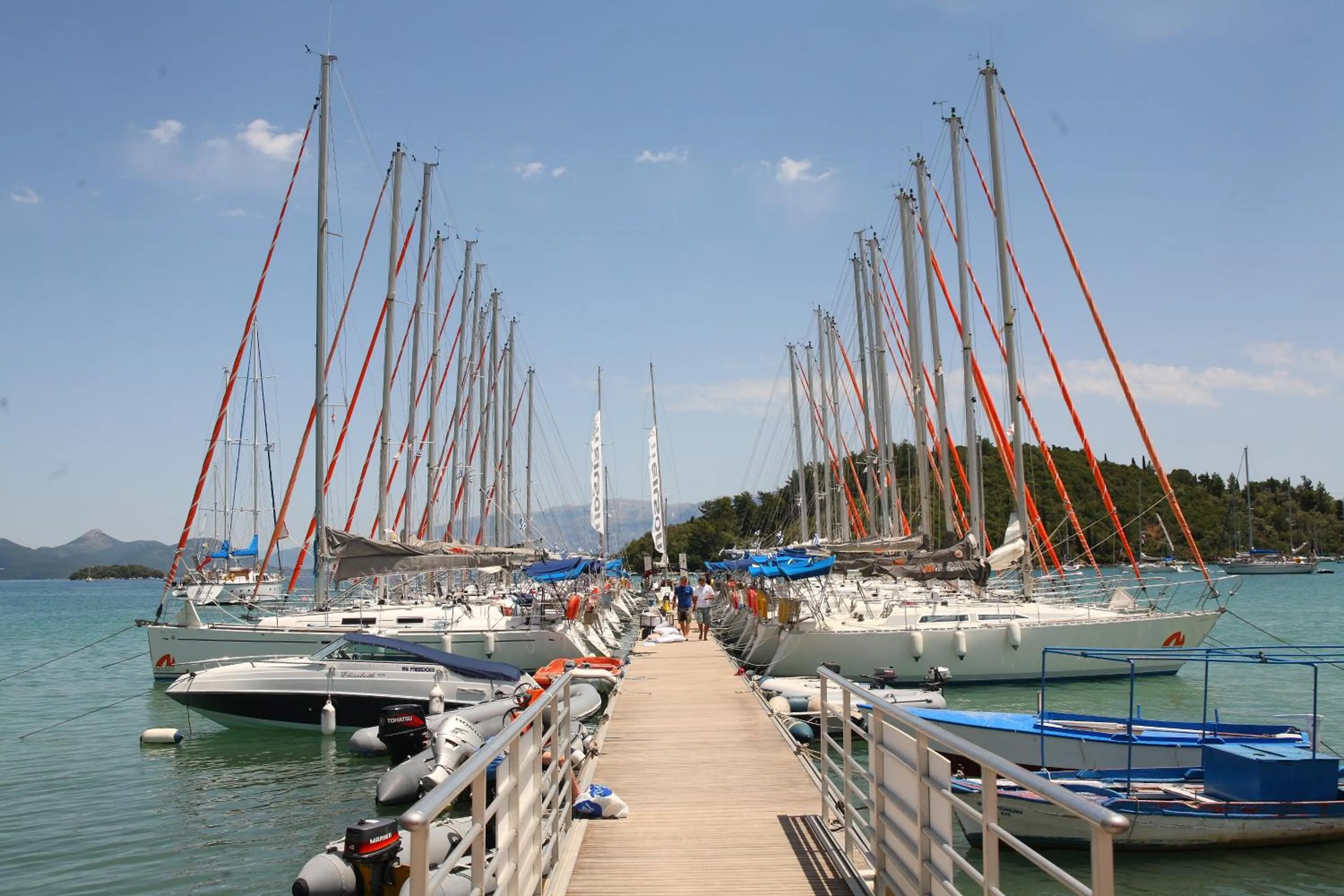 Area and facilities in Athos Hotel