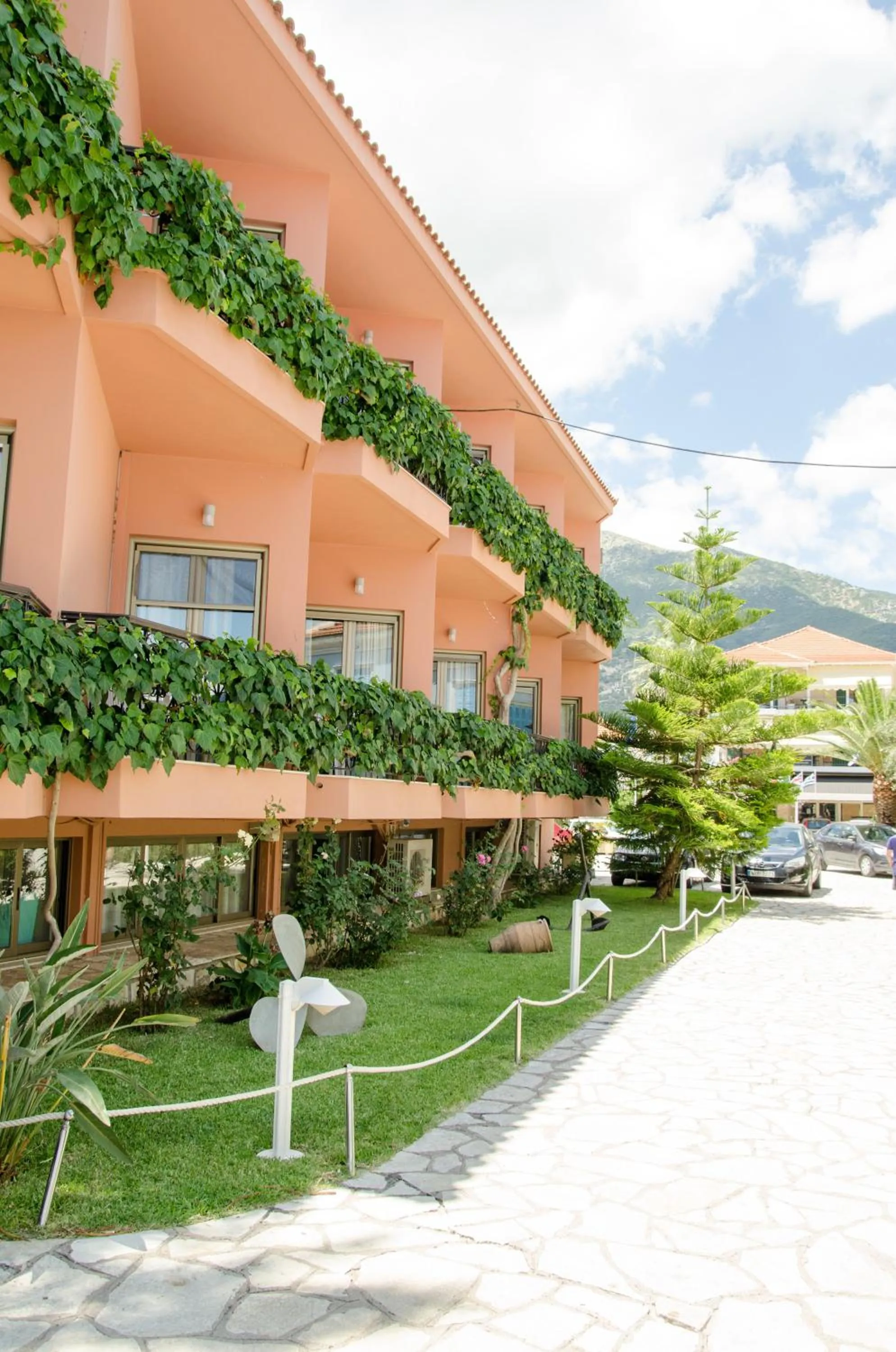 Facade/entrance in Athos Hotel