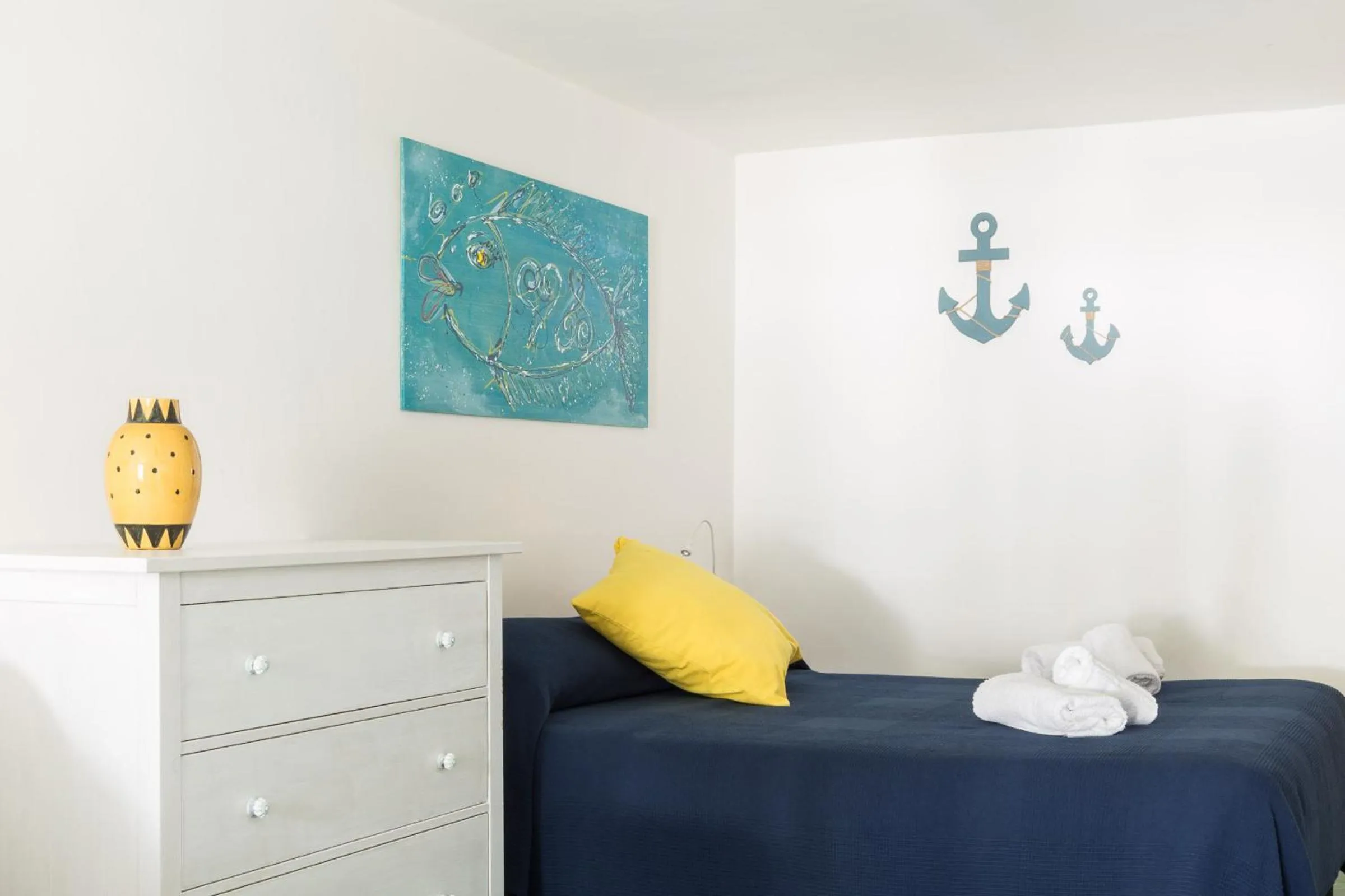 Bedroom, Bed in La rosa dei venti