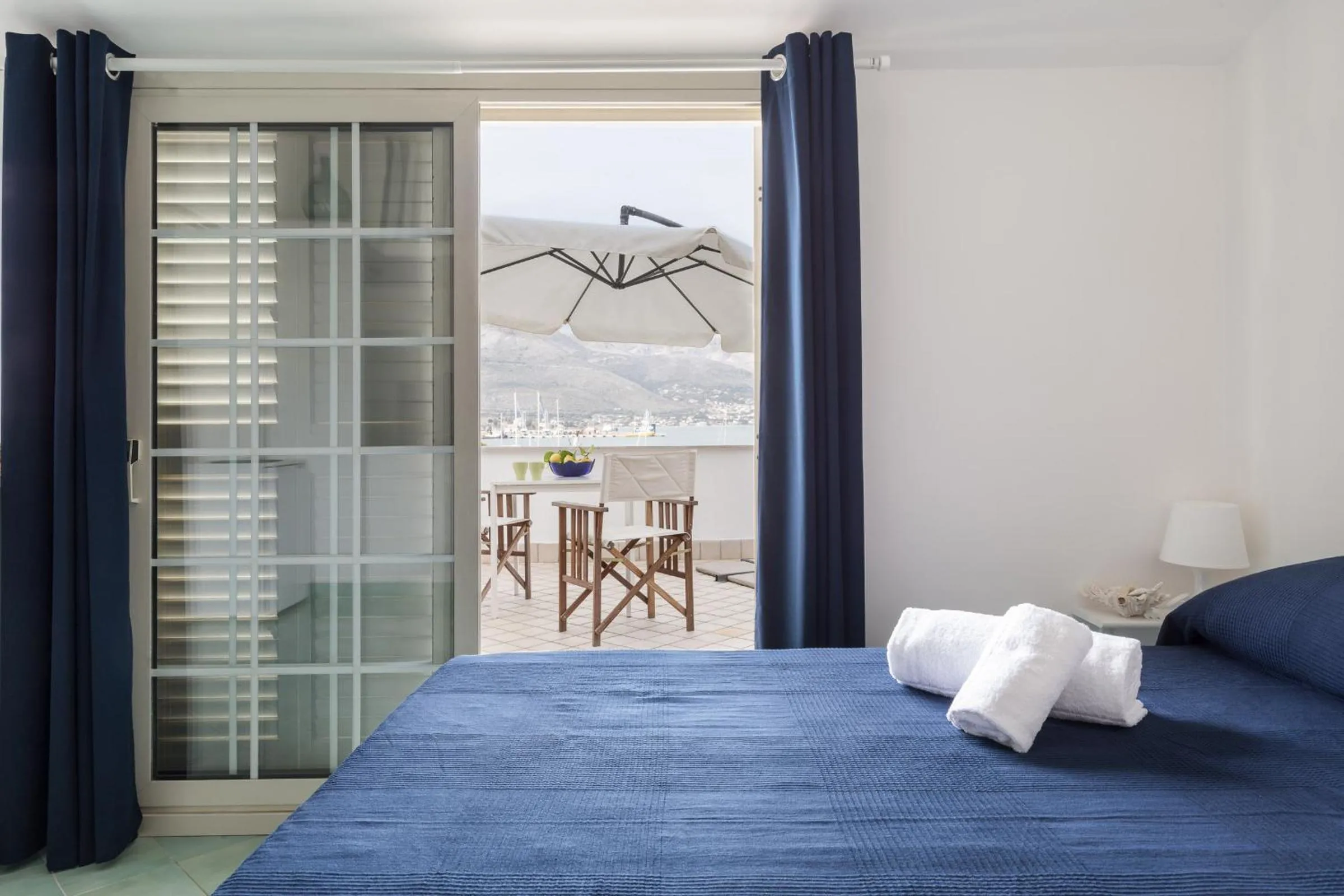 Sea view, Bed in La rosa dei venti