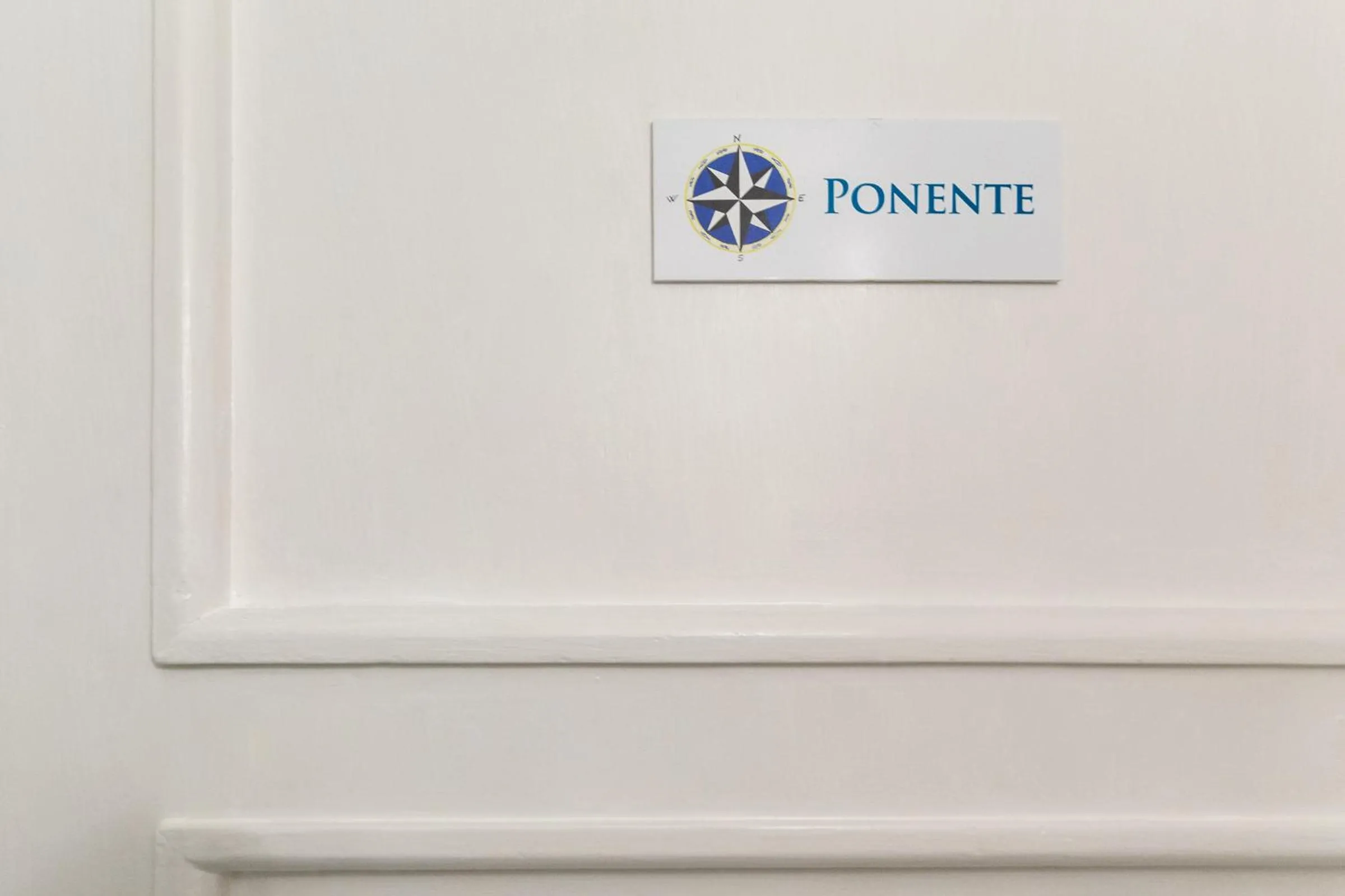 Property logo or sign in La rosa dei venti