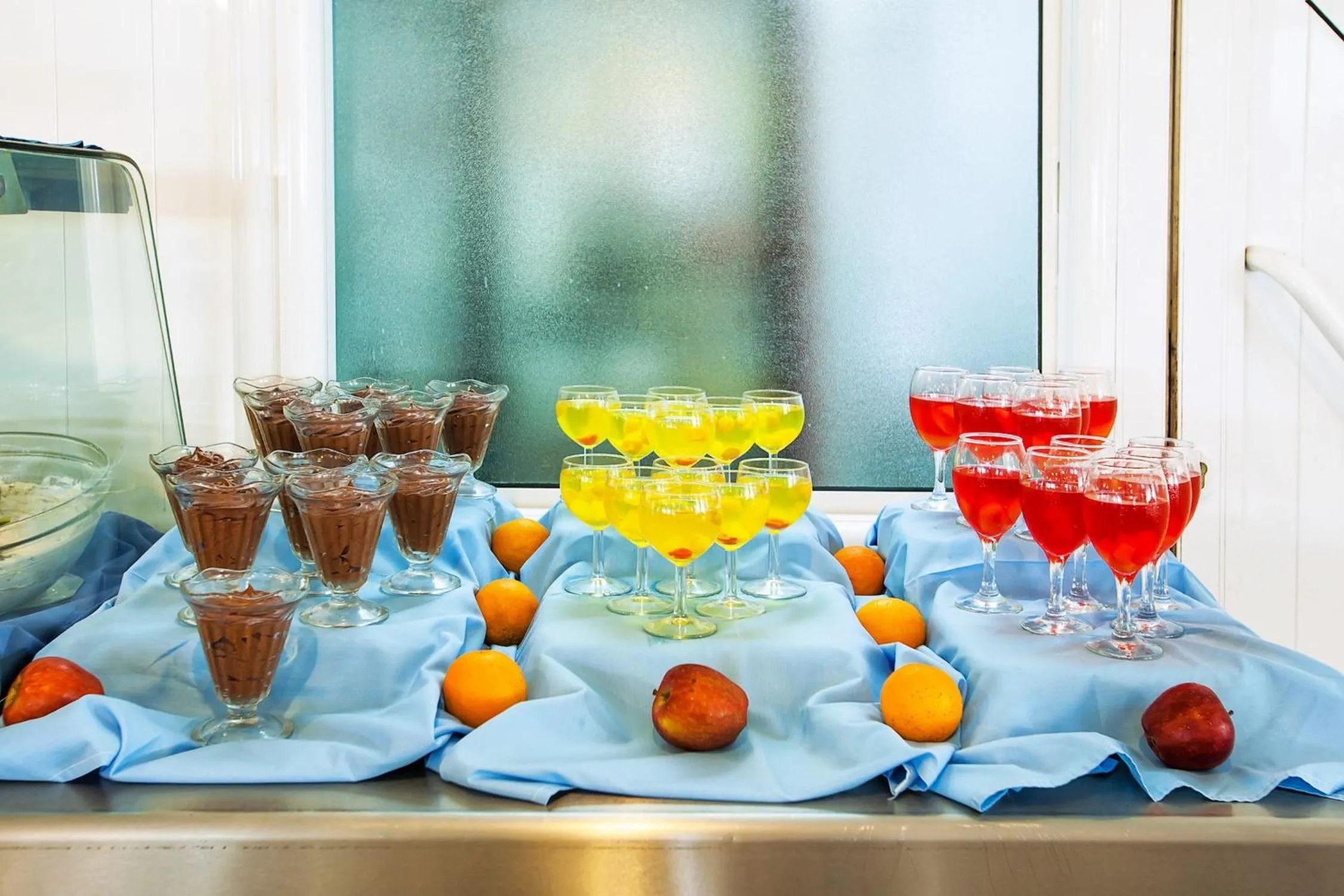 Food and drinks in Xenios Port Marina Hotel