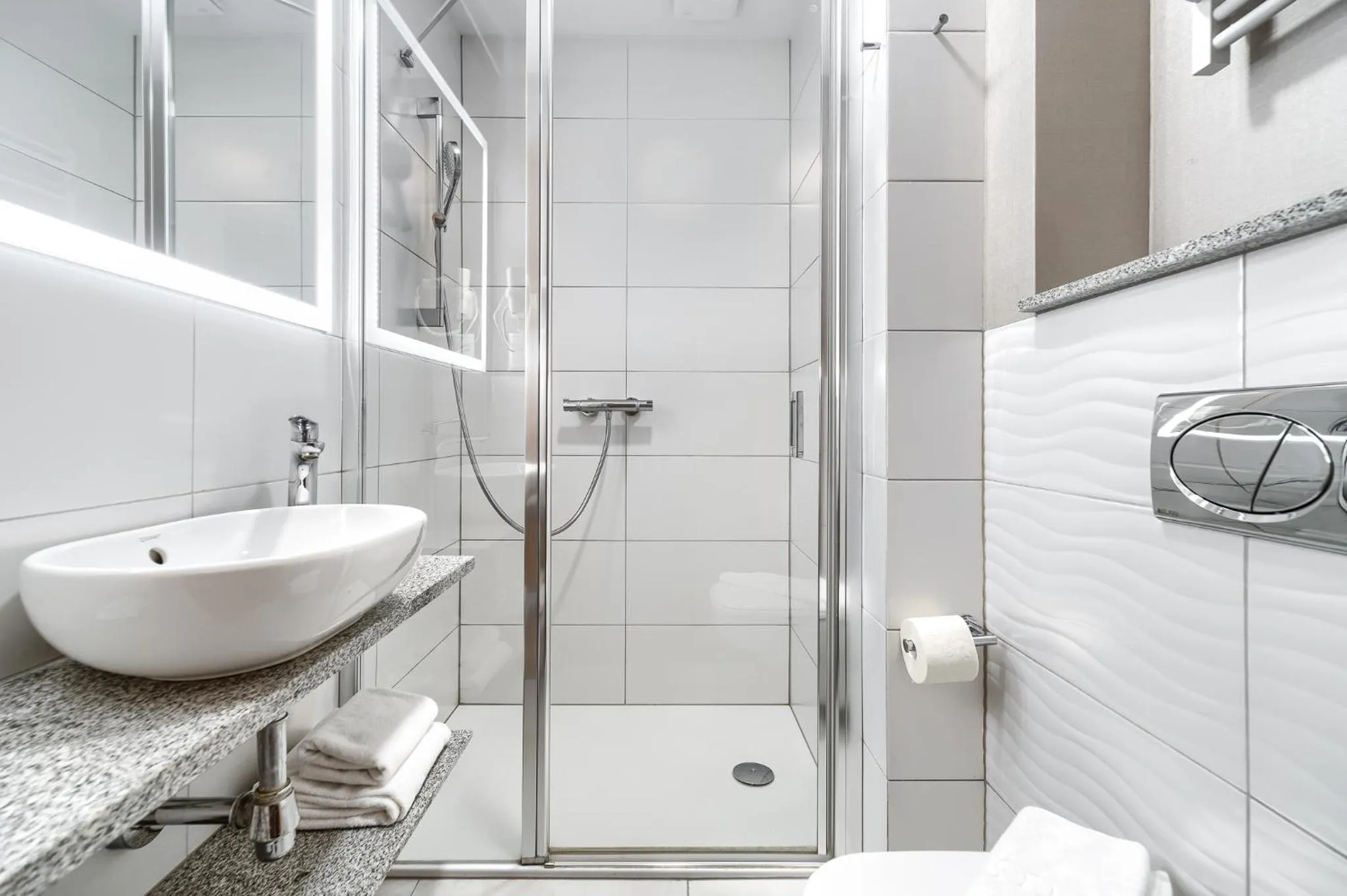 Shower in Afrodyta Spa