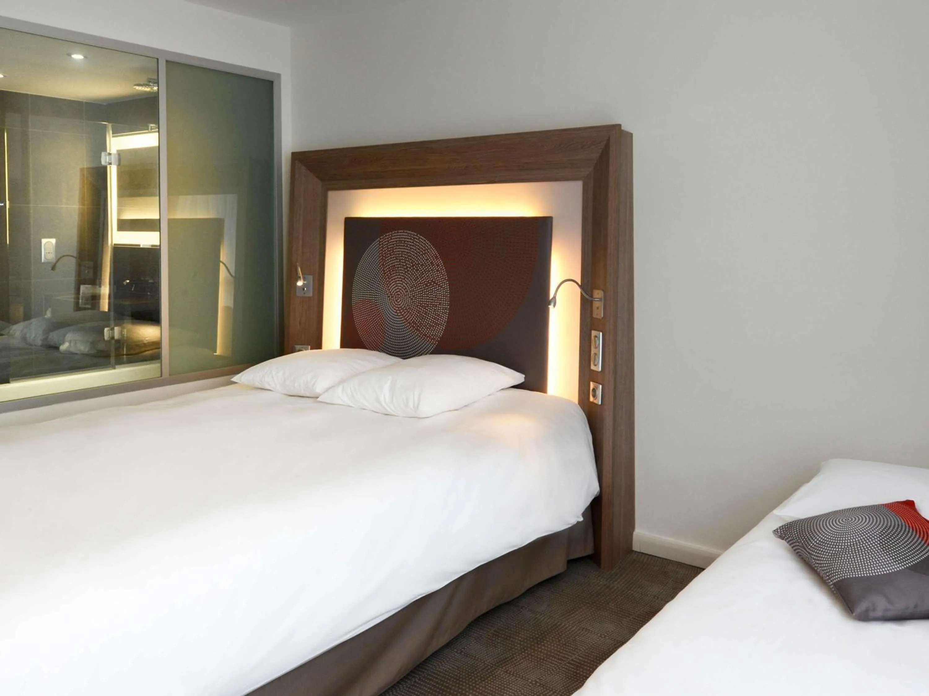 Bedroom, Bed in Novotel Avignon Centre