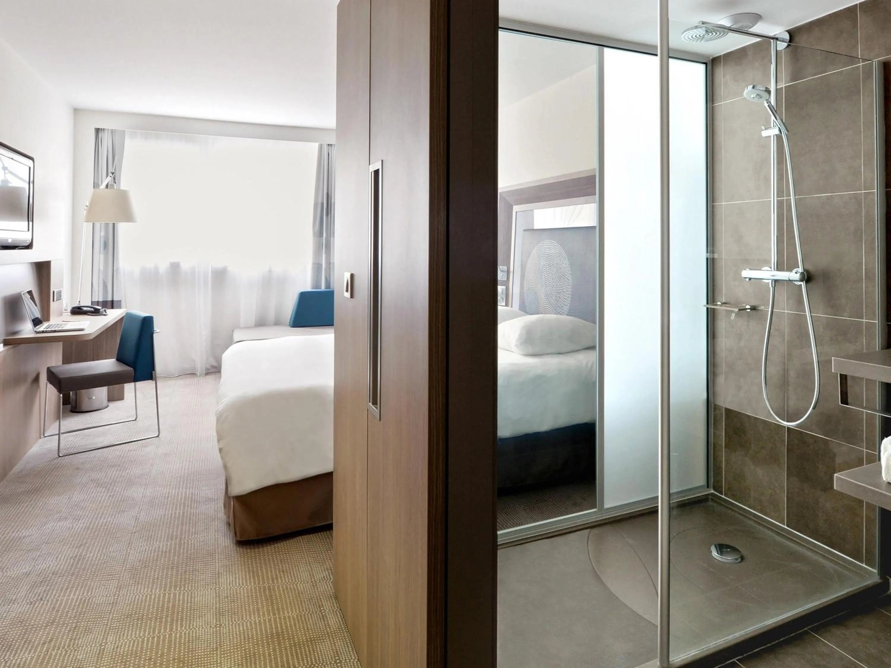 Bedroom, Bed in Novotel Avignon Centre