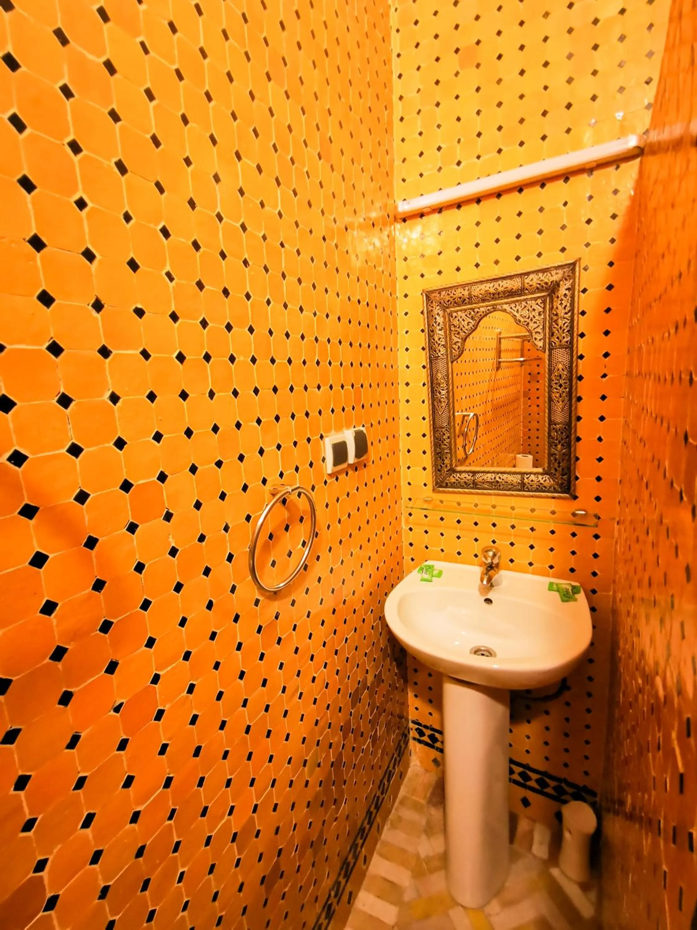 Bathroom in Riad Farah