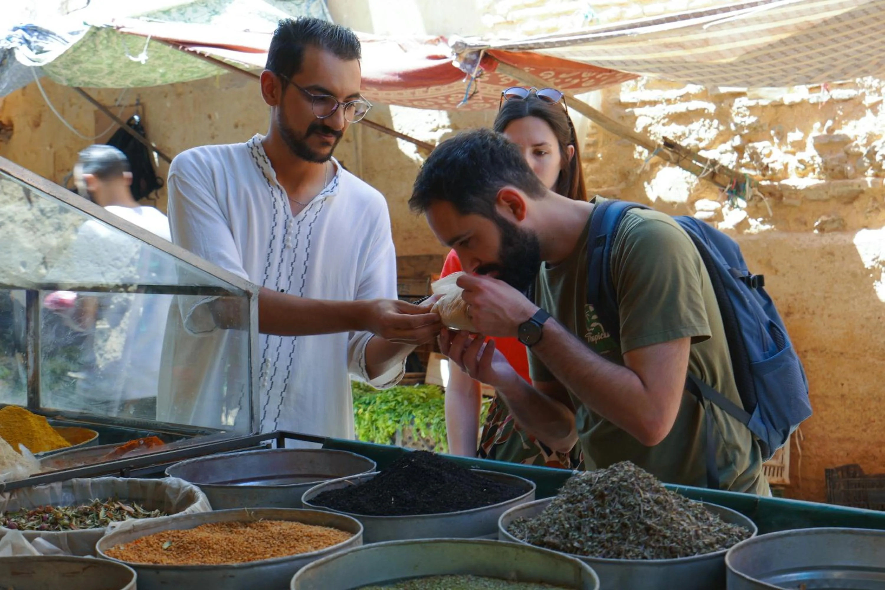 Restaurant/places to eat in Riad Farah