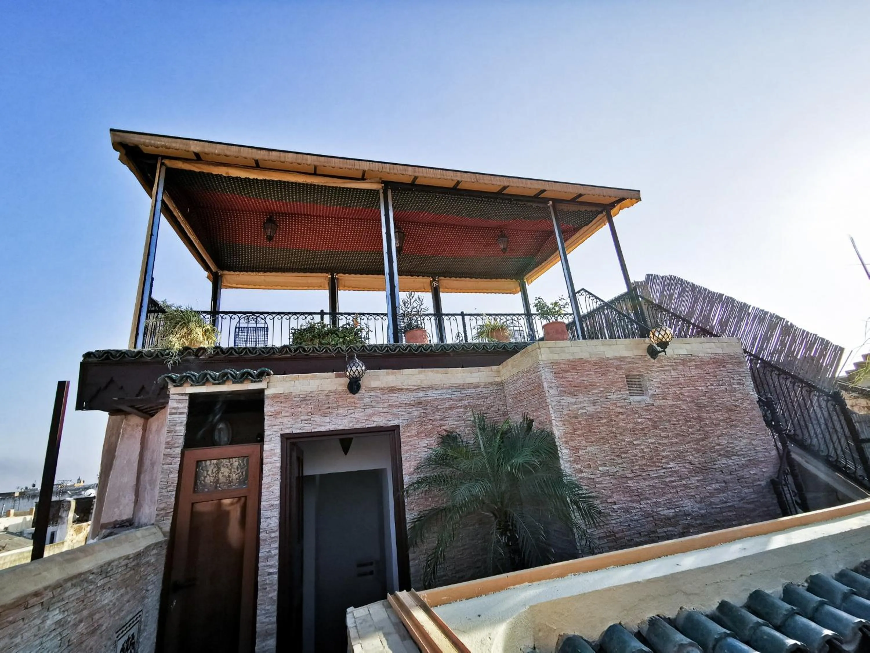 Property building in Riad Farah