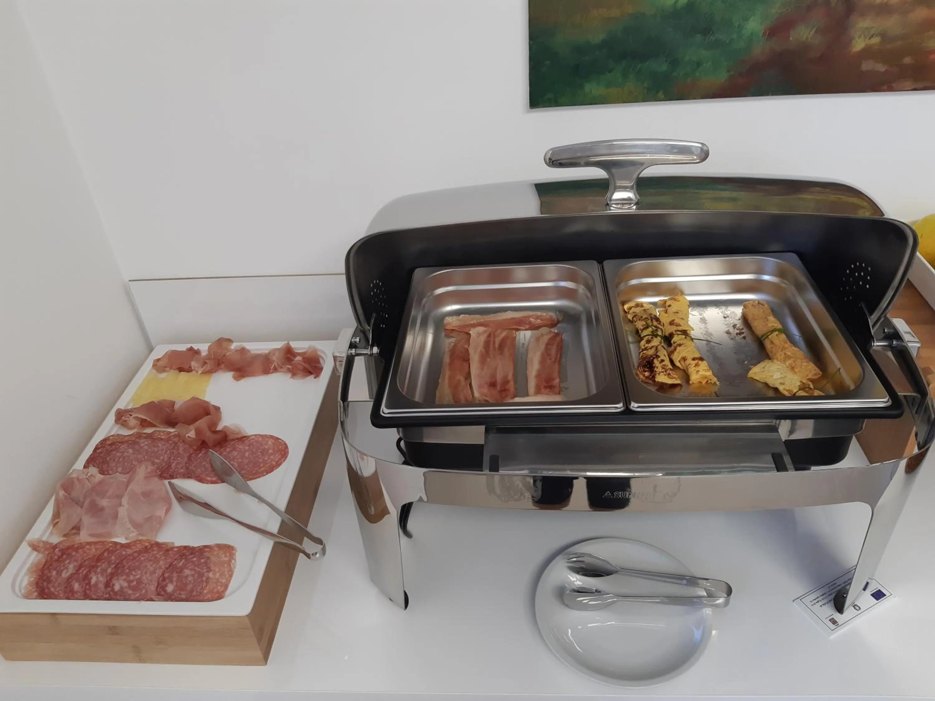 Continental breakfast in Morello Beach Hotel