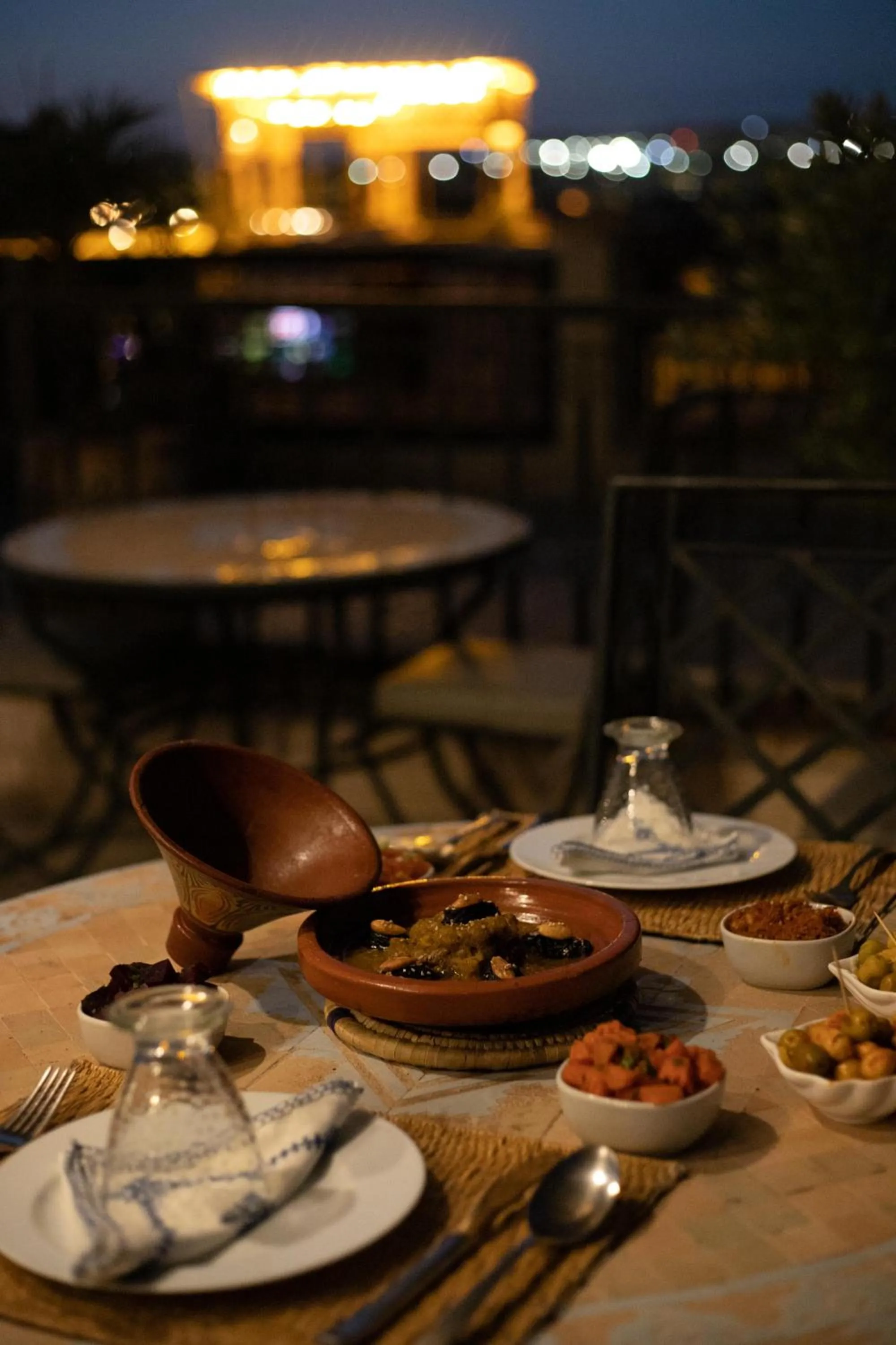 Restaurant/places to eat in Riad Layla