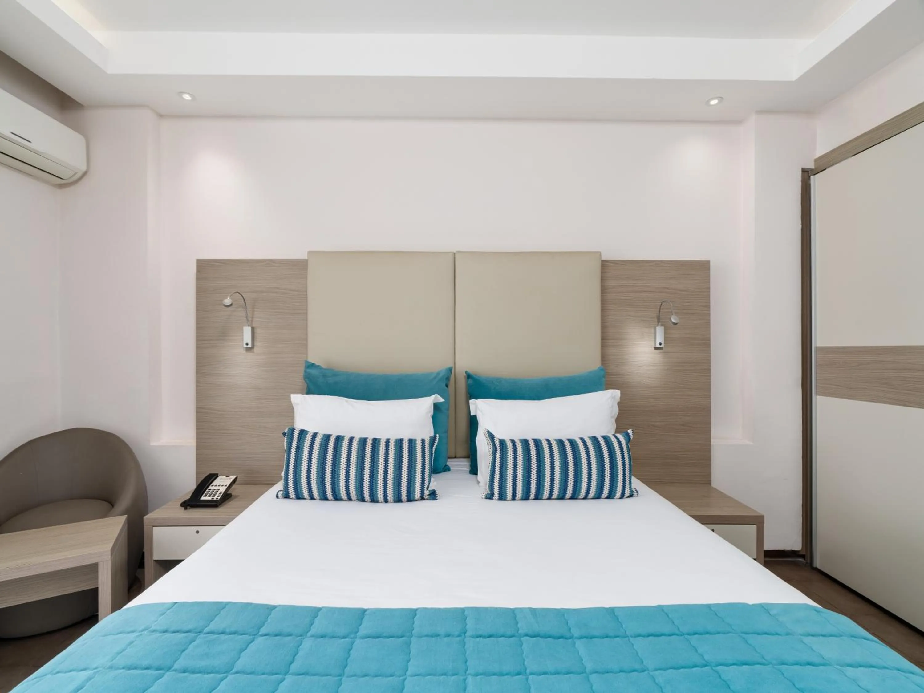 Bed in Amadil Ocean Club