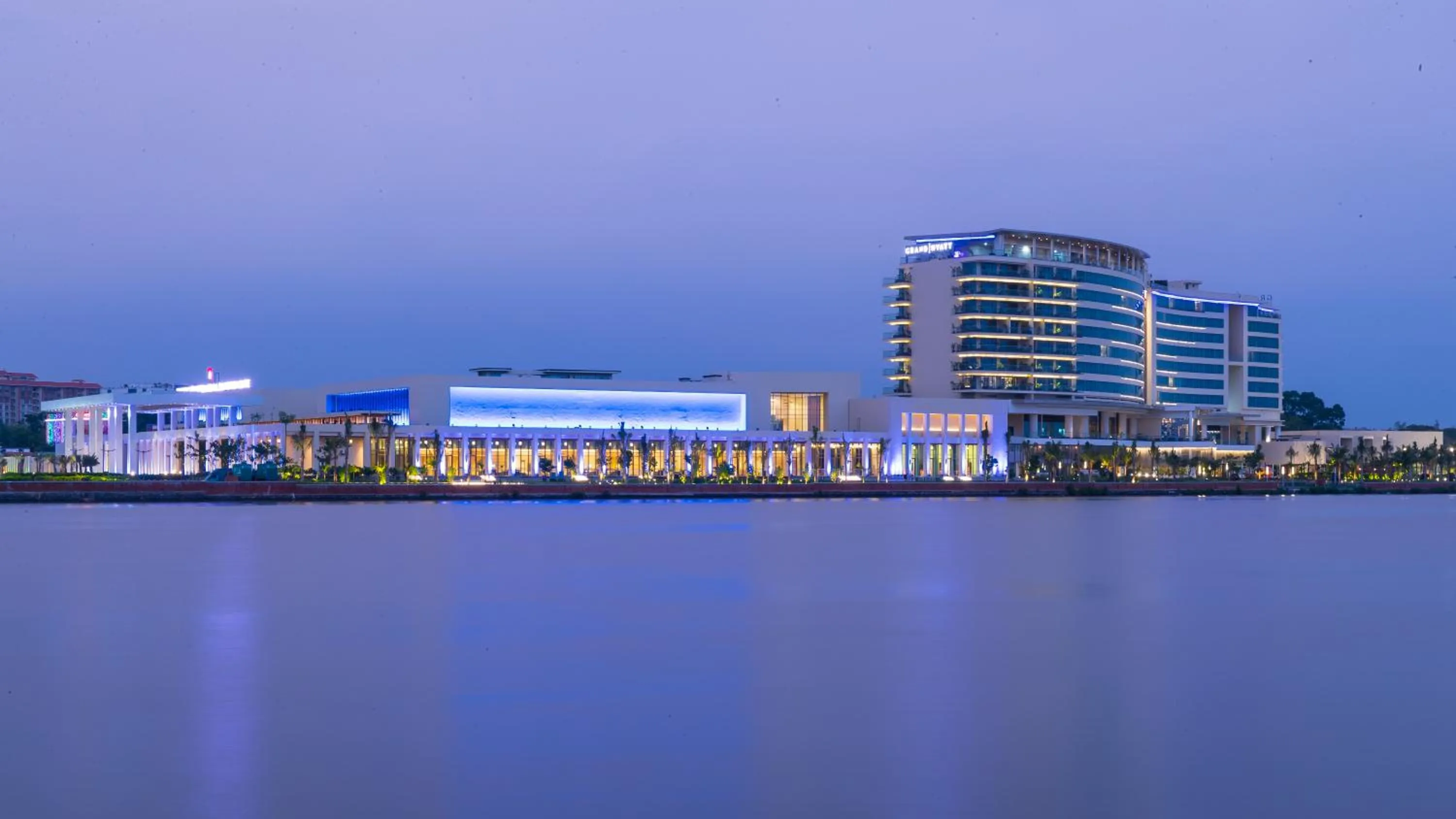 Property building in Grand Hyatt Kochi Bolgatty