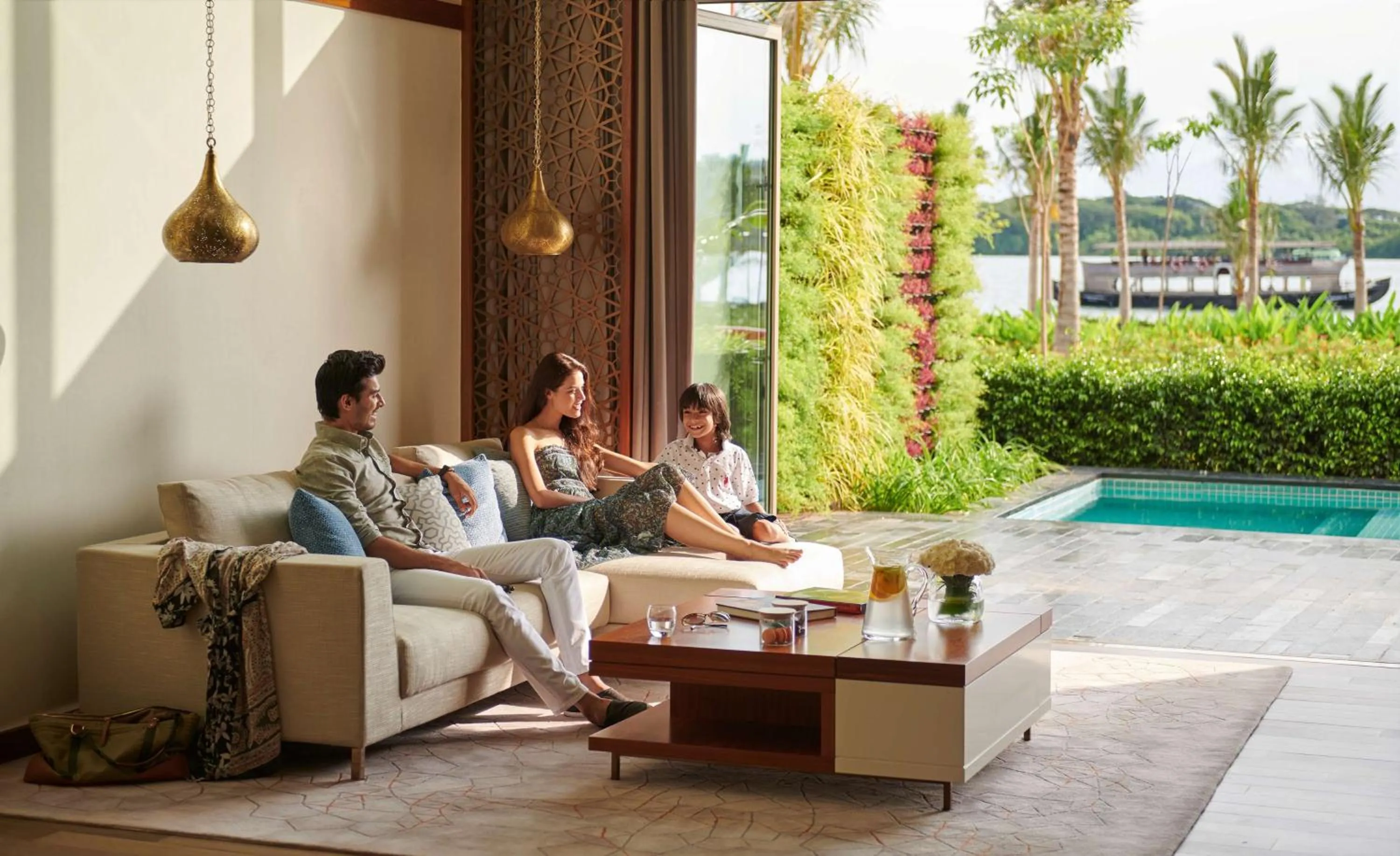 Photo of the whole room in Grand Hyatt Kochi Bolgatty