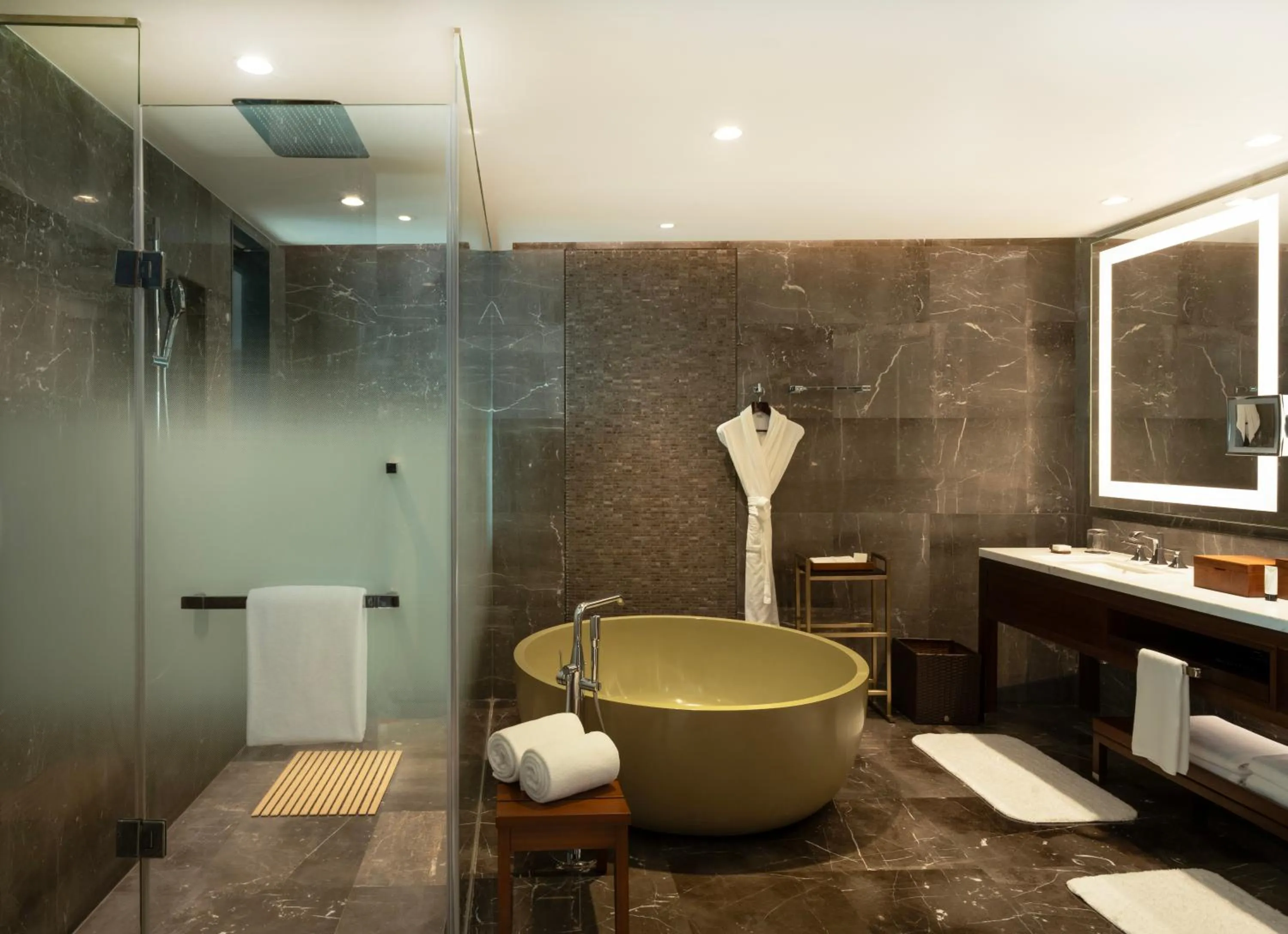 Grand Hyatt Kochi Bolgatty