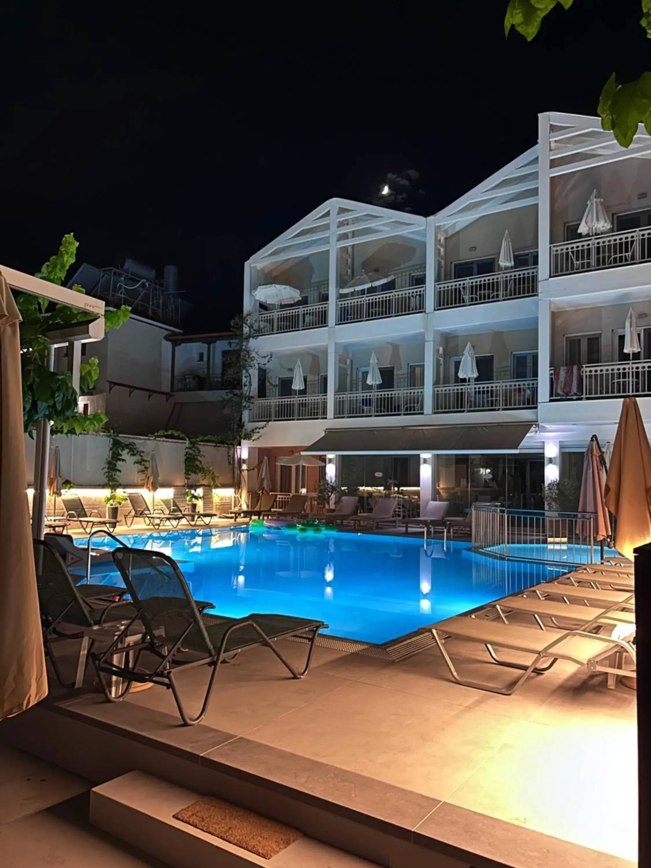 Aggelos Apartments & Deluxe Studios Aggelos Apartments & Deluxe Studios