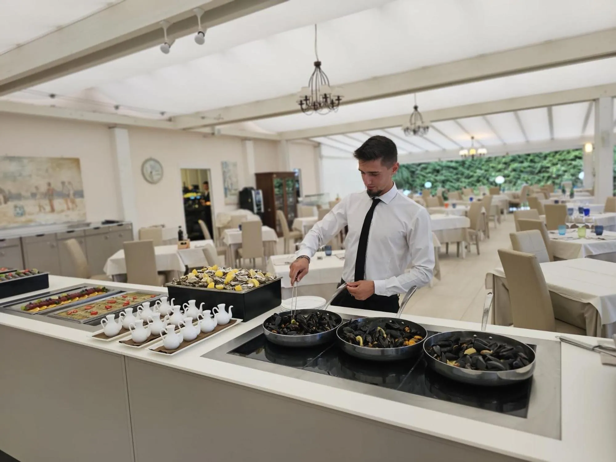 Restaurant/places to eat in Hotel Gallia & Resort