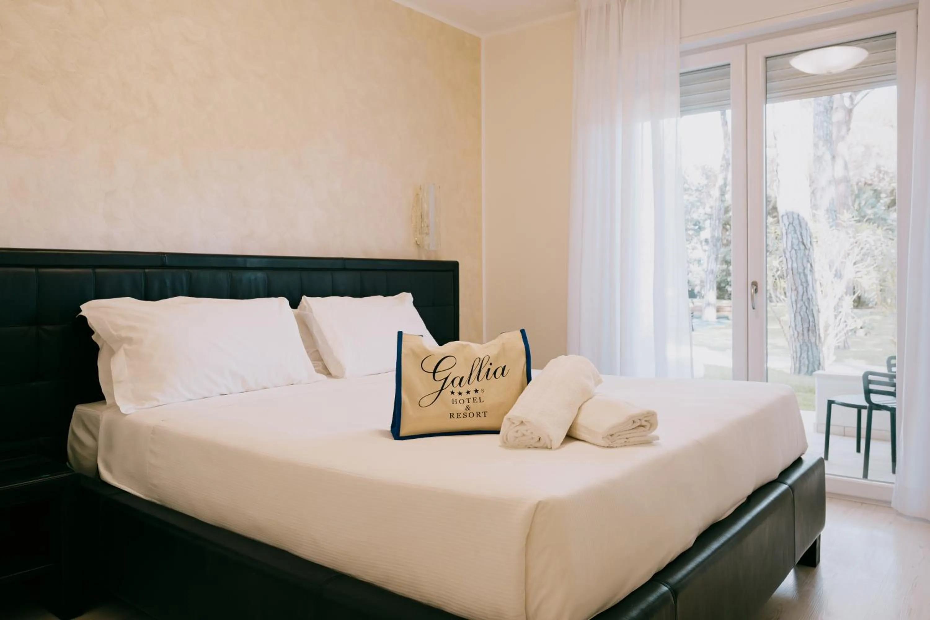 Bed in Hotel Gallia & Resort