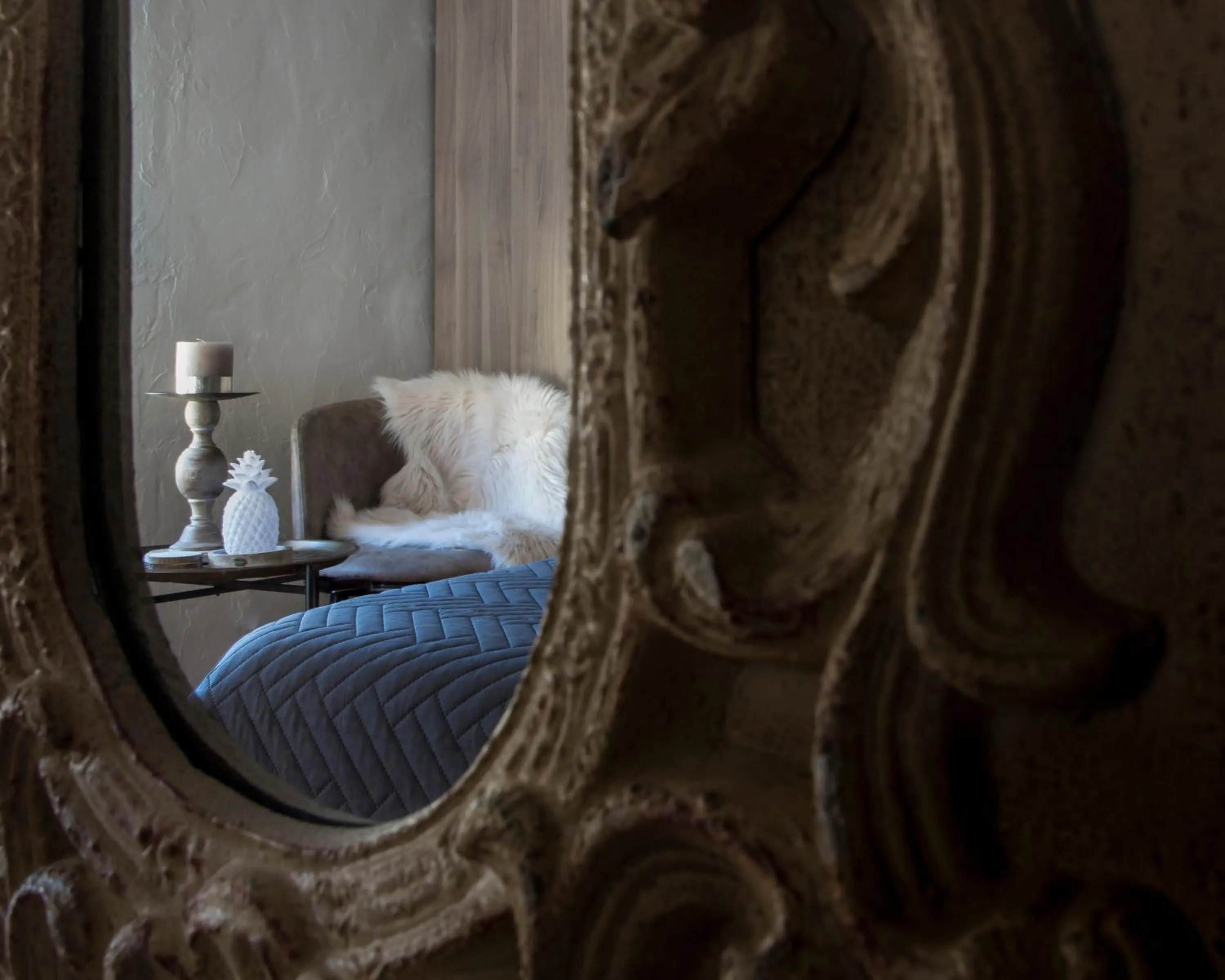Decorative detail, Bed in Casa de la Piña