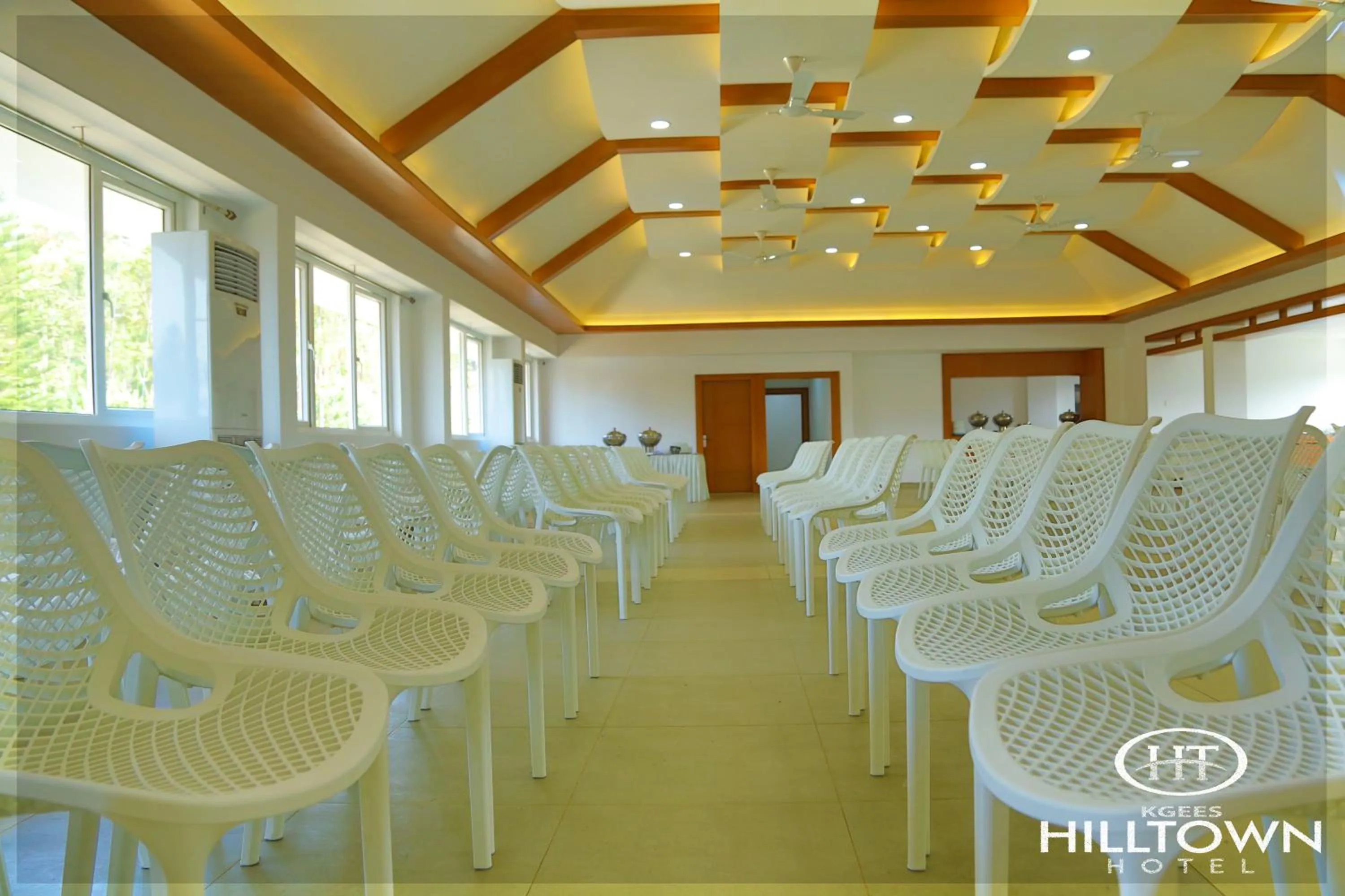 Banquet/Function facilities in Kgees - Hill Town Hotel