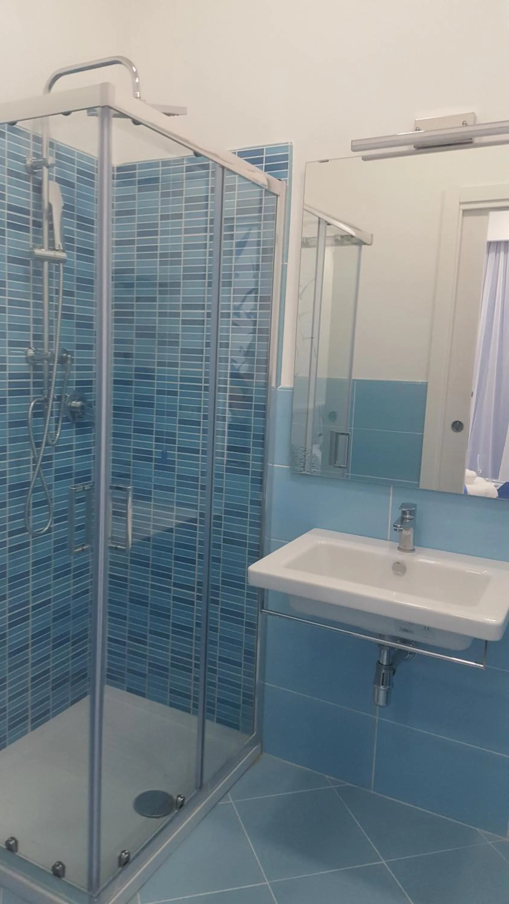 Bathroom in RESIDENZA BURMARIA Free Parking