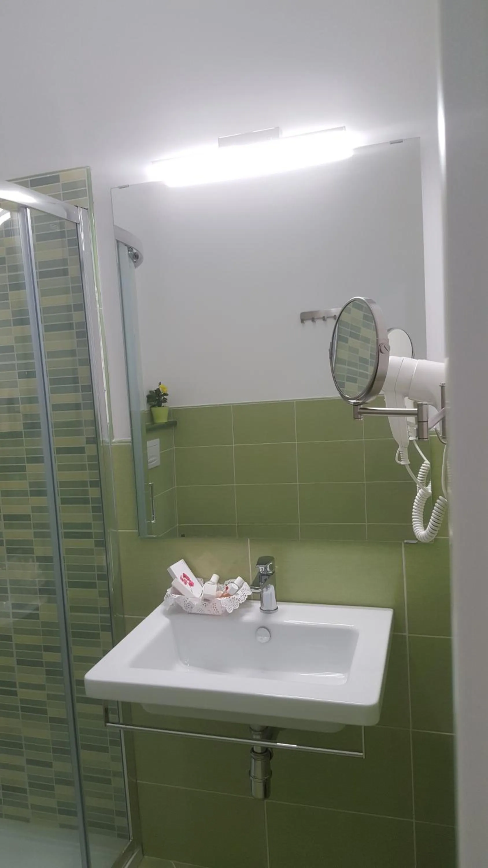 Bathroom in RESIDENZA BURMARIA Free Parking