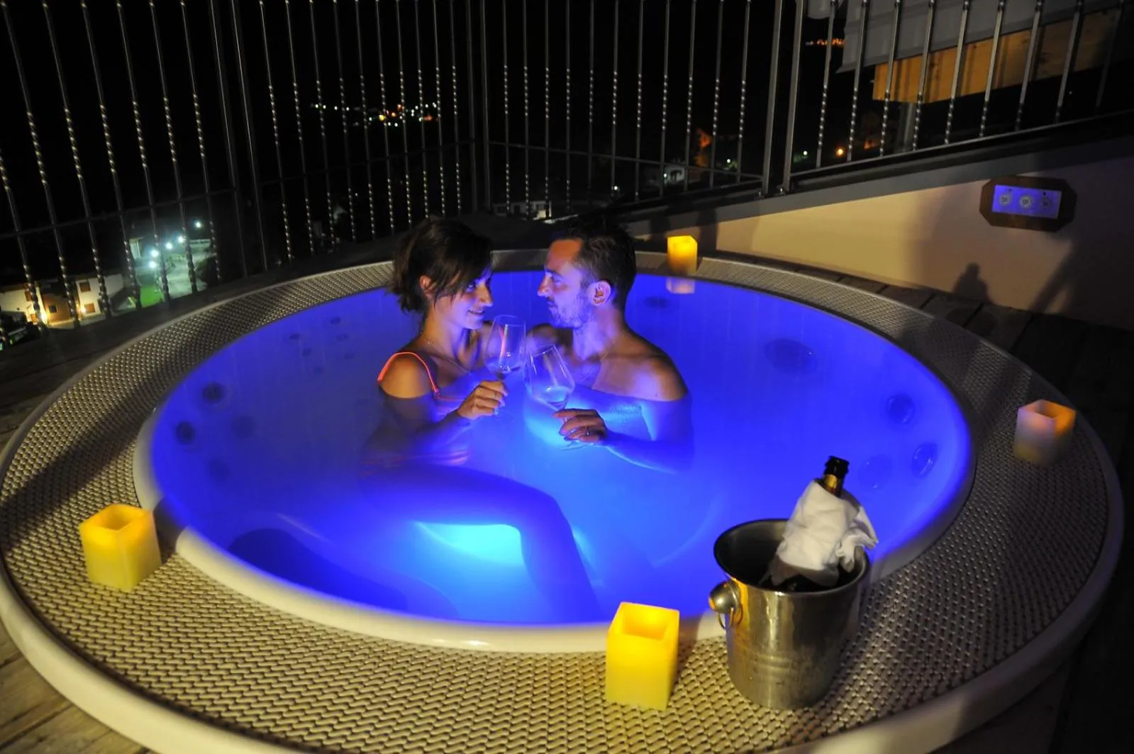 Hot Tub in Hotel Luna Bianca Folgaria