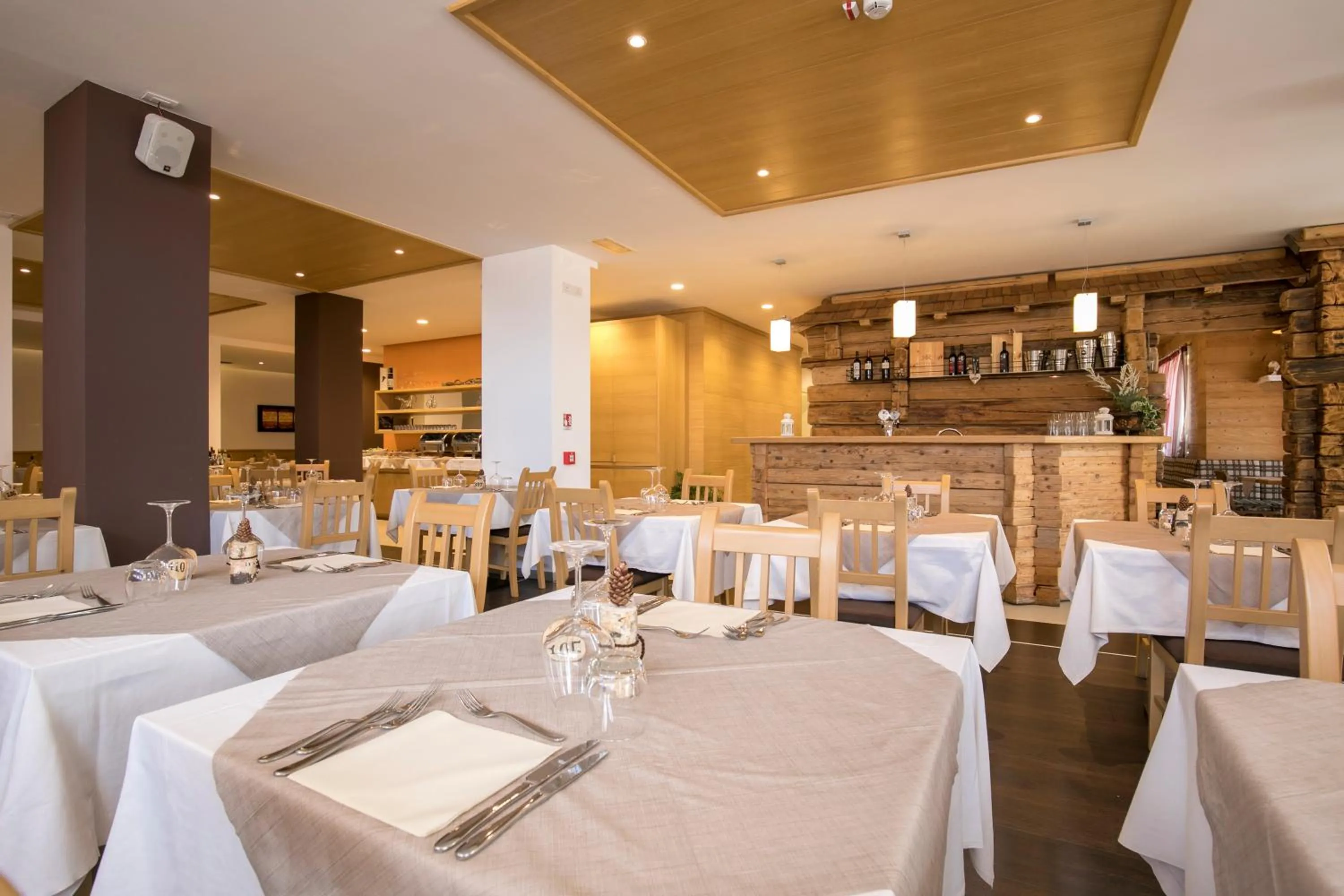 Restaurant/places to eat in Hotel Luna Bianca Folgaria