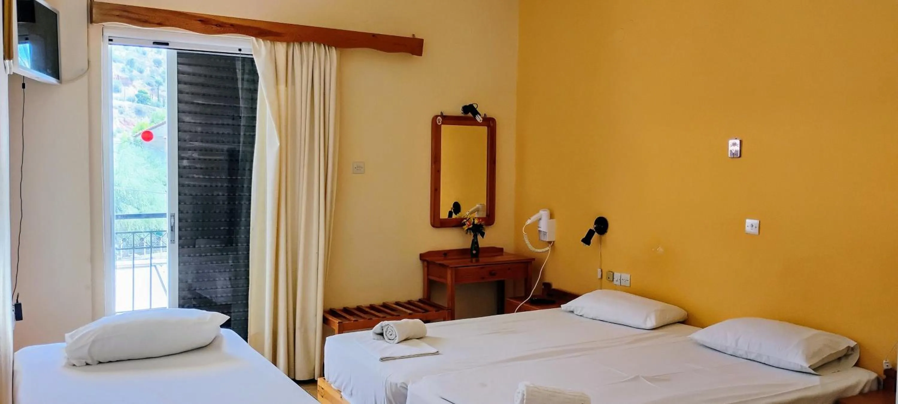 Bed in Hotel Galaxias