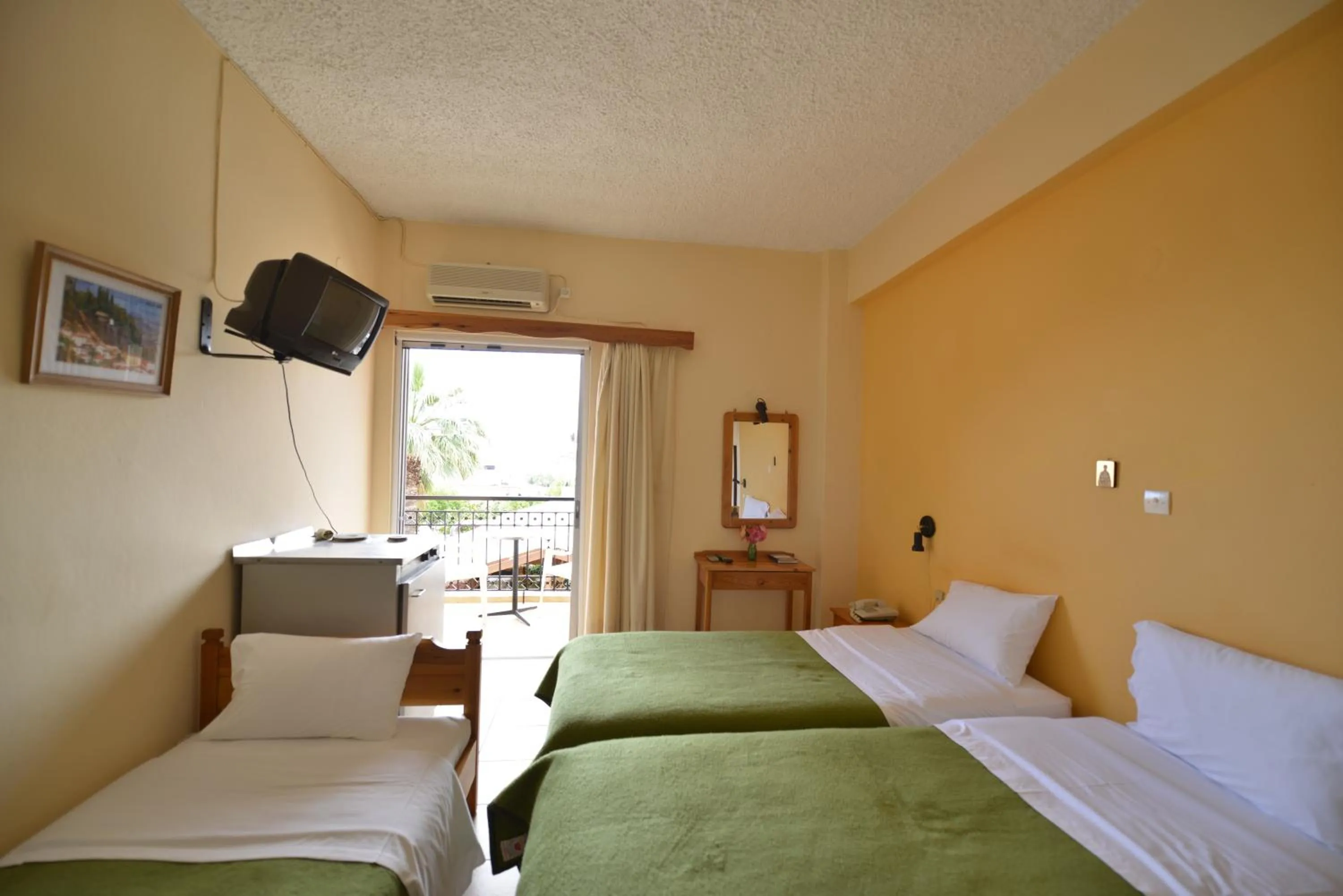 Bedroom, Bed in Hotel Galaxias