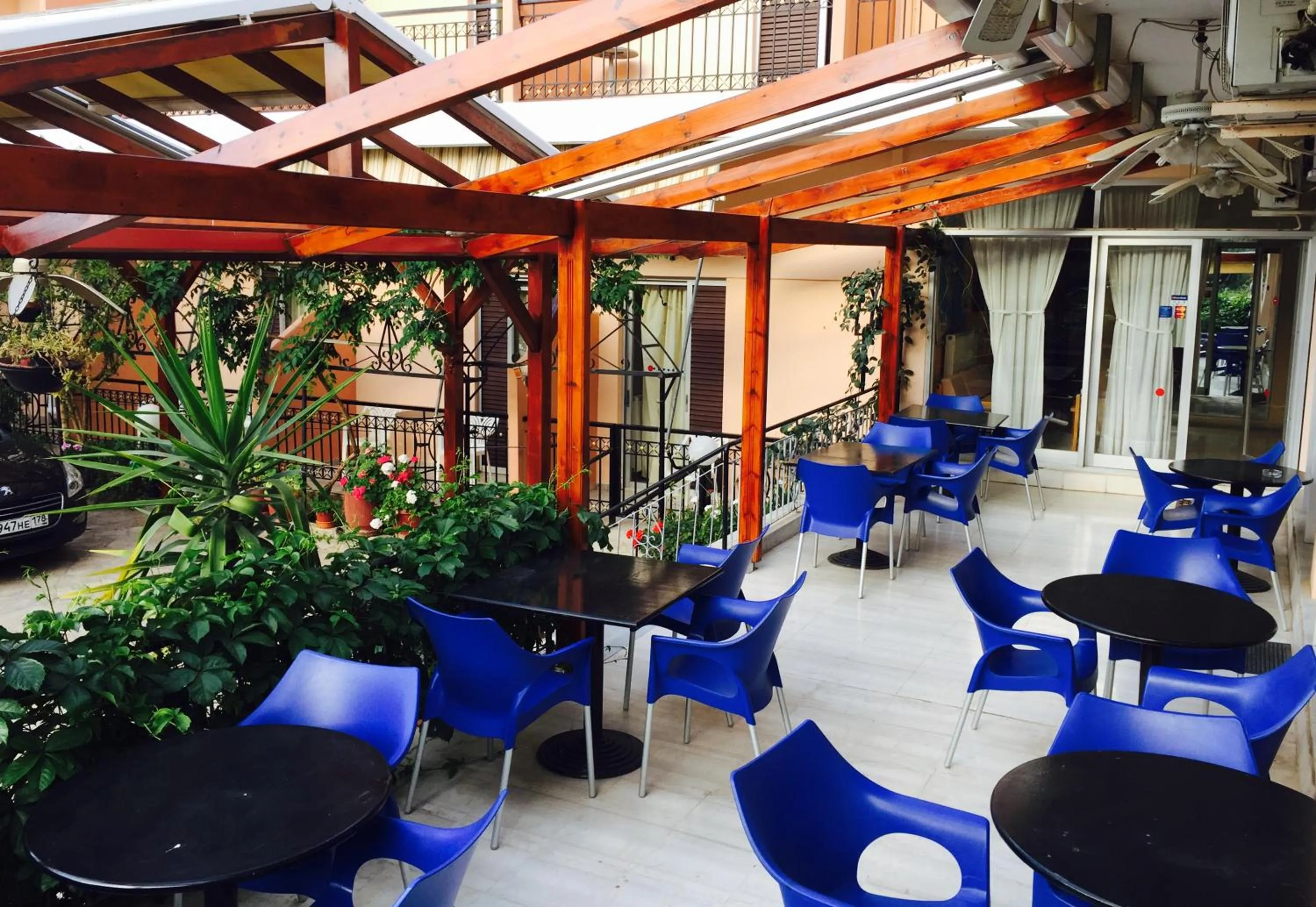 Patio in Hotel Galaxias