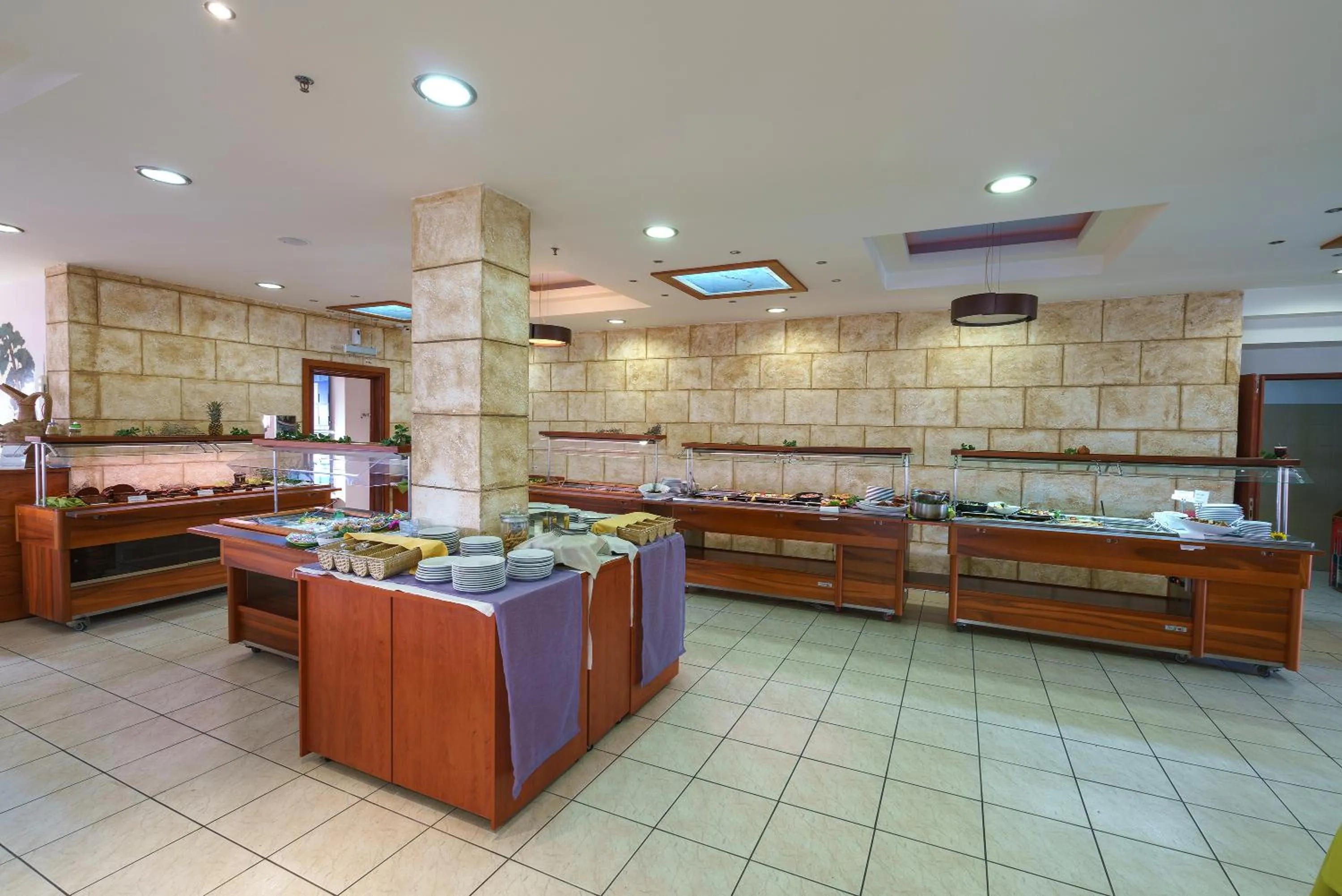 Breakfast in Alianthos Beach Hotel