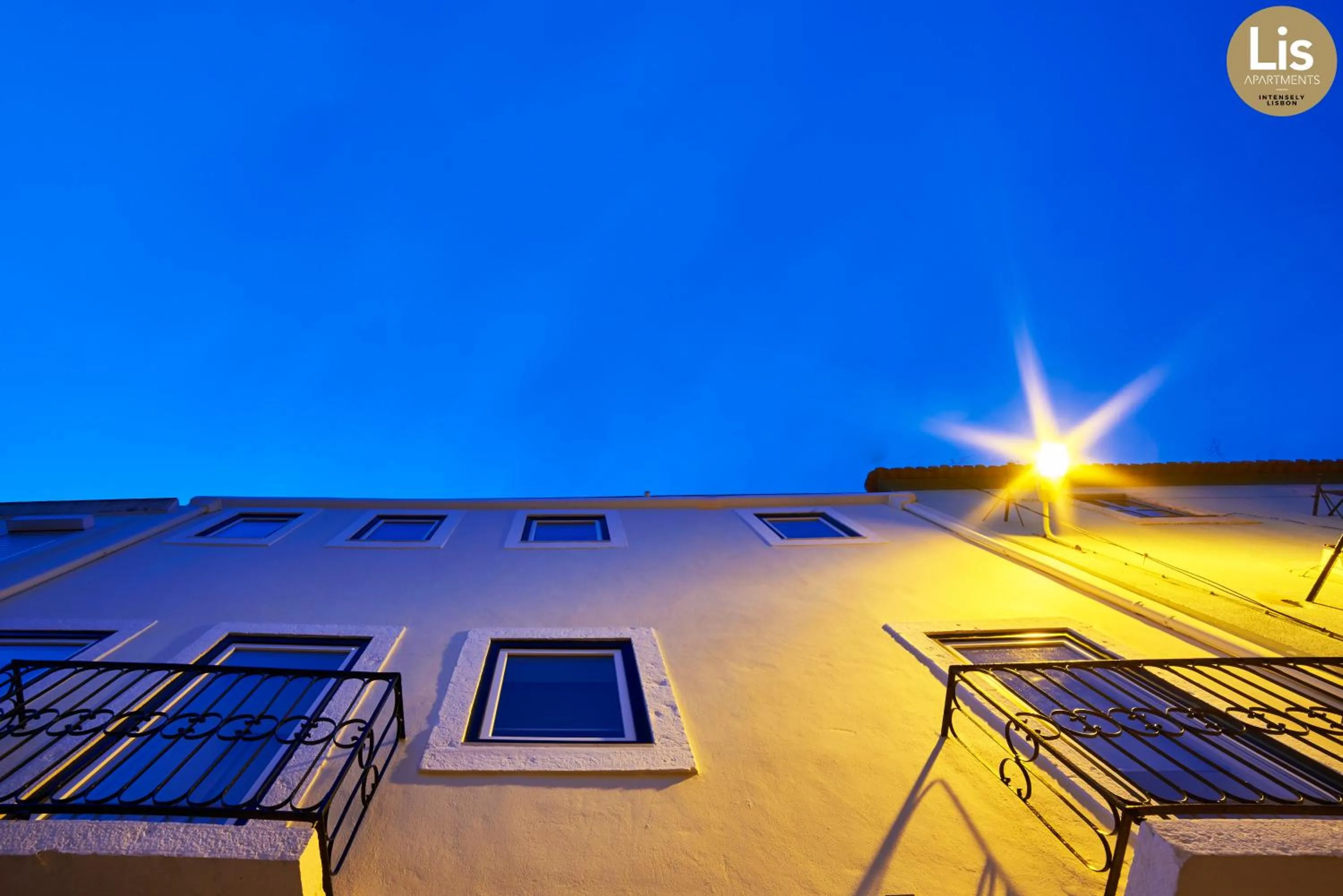 Property building in Lis Apartments