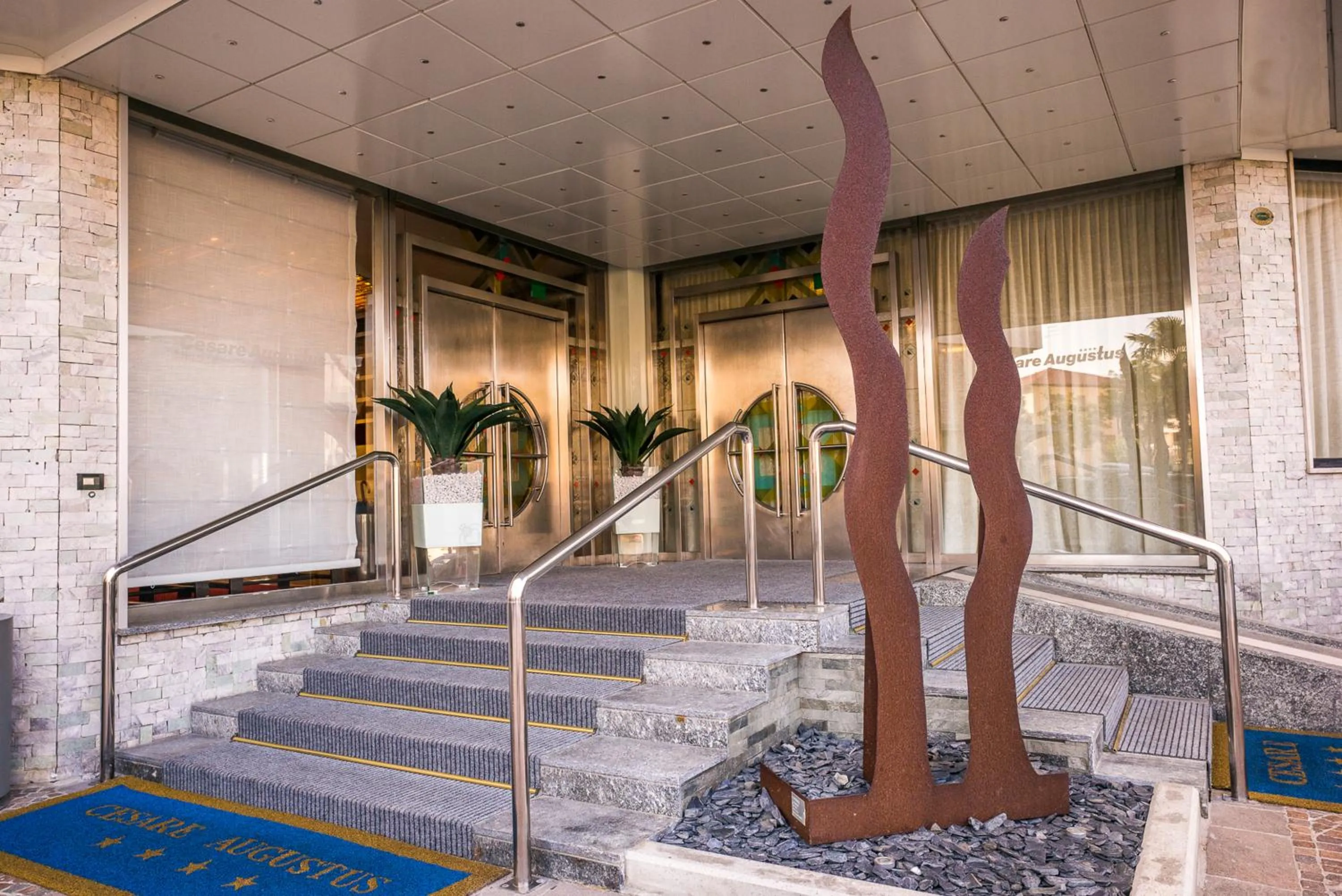 Facade/entrance in Hotel Cesare Augustus