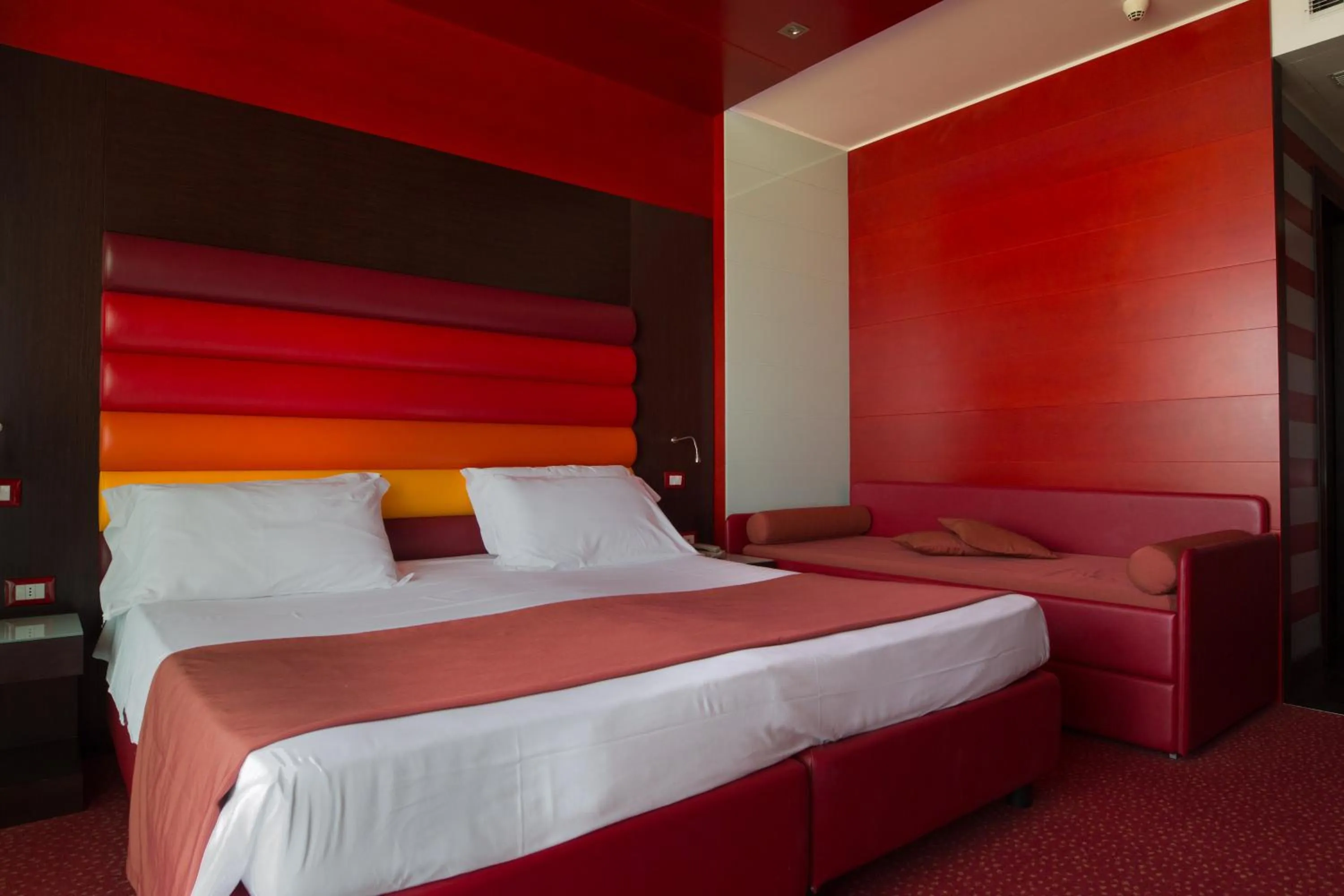 Photo of the whole room, Bed in Hotel Cesare Augustus