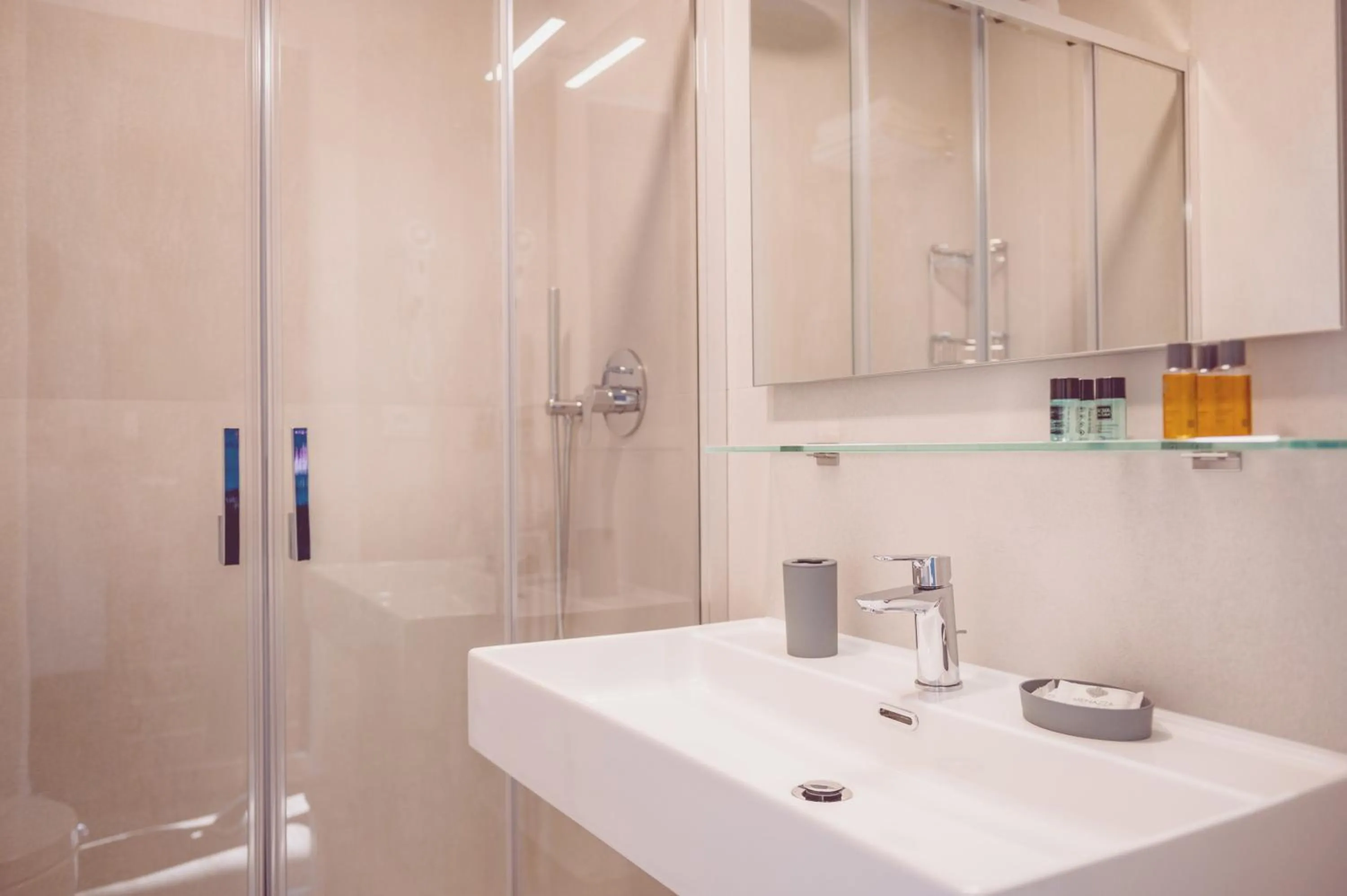 Bathroom in Hotel Cesare Augustus