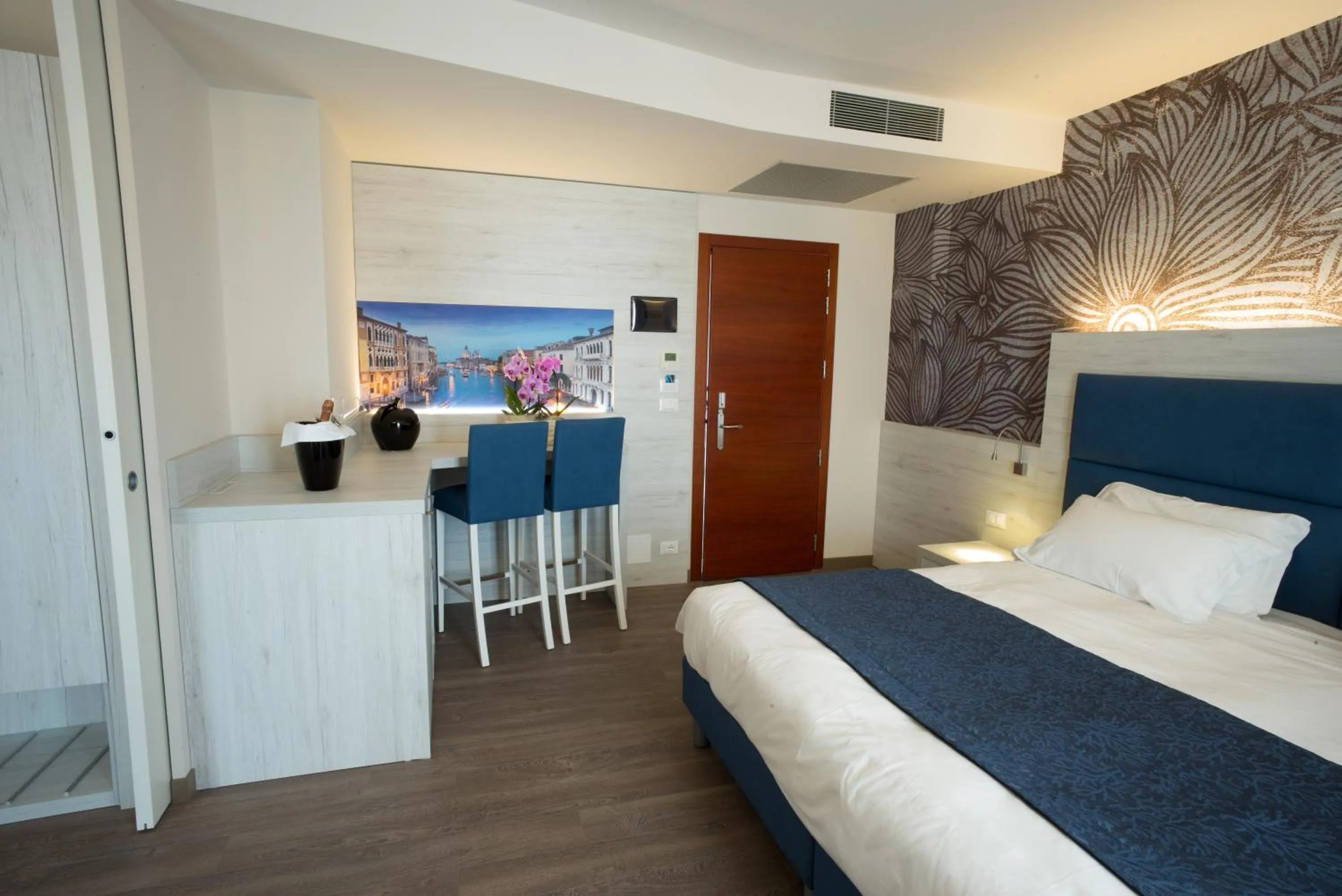 Photo of the whole room, Bed in Hotel Cesare Augustus